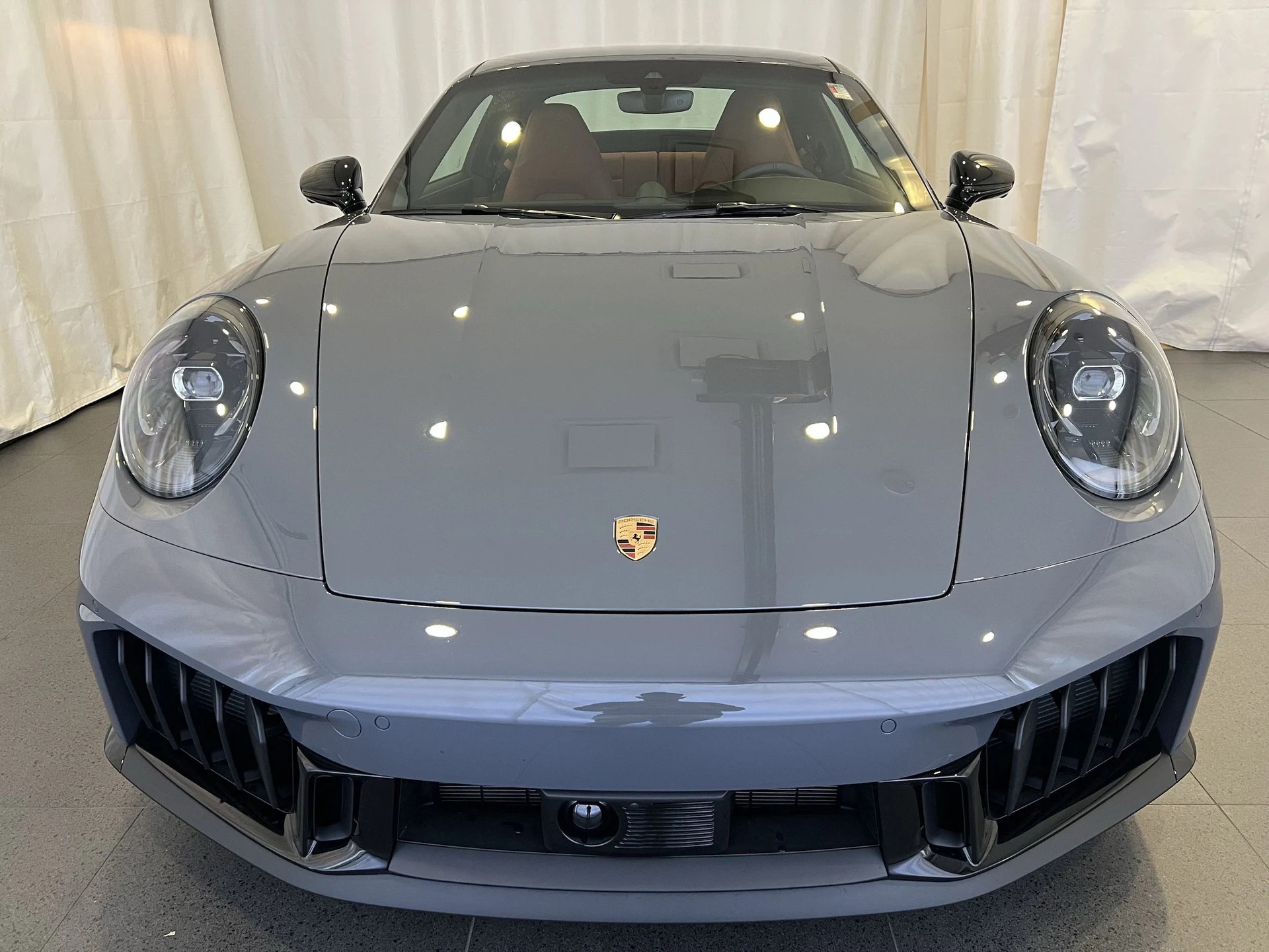 mph005_69248497_dee3f474545e9535e46c7ef693b64195x_bf1d4ad723