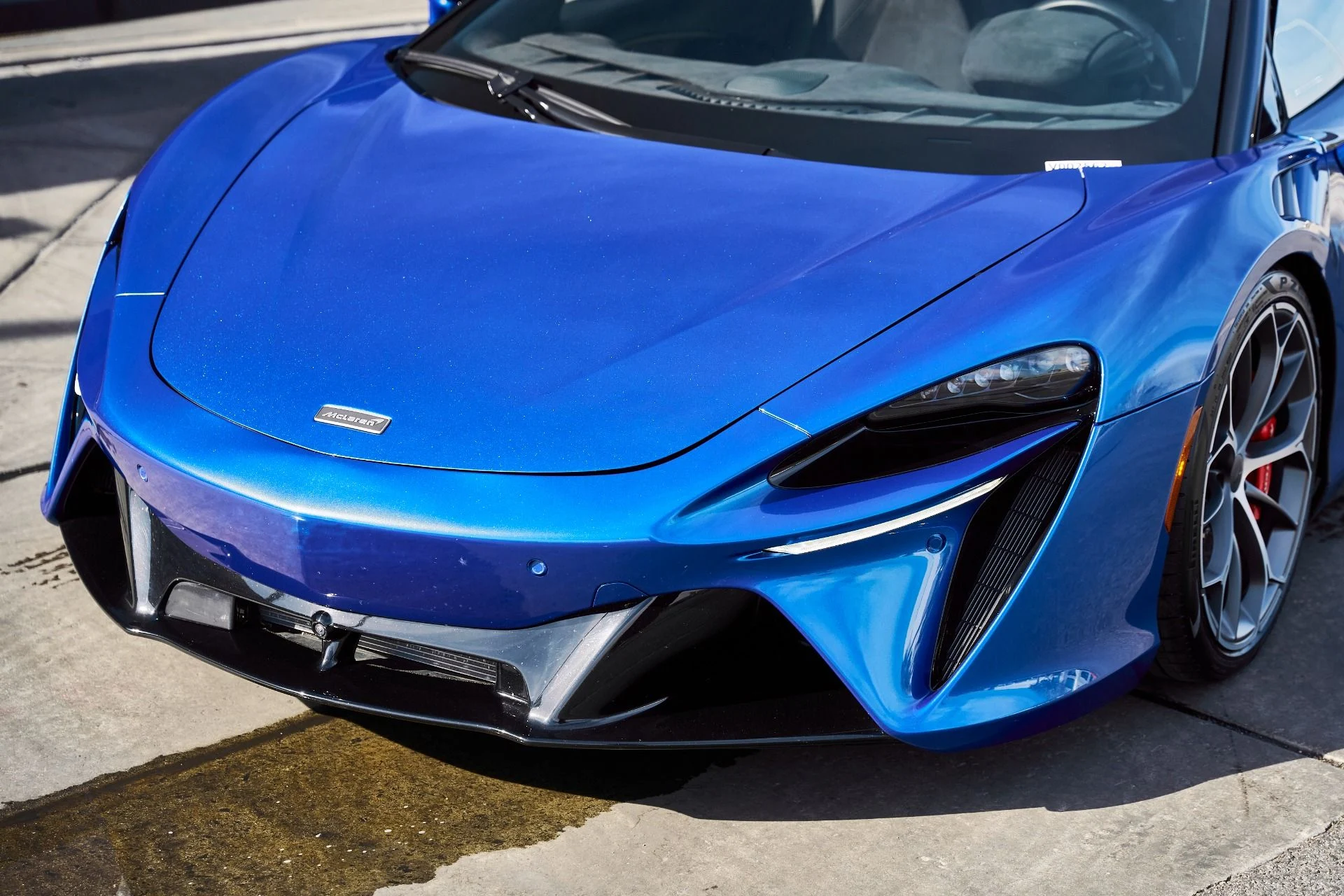 mph005_698086291_Used_2025_Mc_Laren_Artura_1769567565_f2adbcfaa3