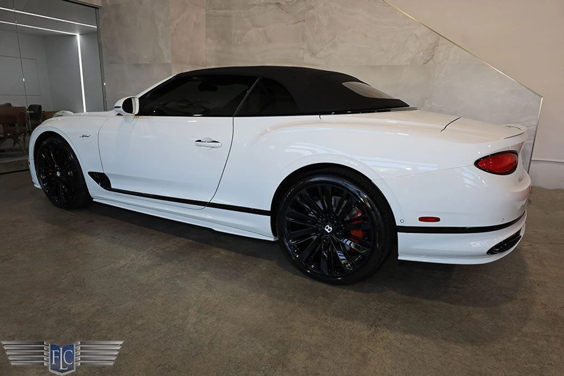 mph005_702083137_used_2023_bentley_continental_gtcspeedconvertible_9689_23028266_6_1024_aed9936d2a