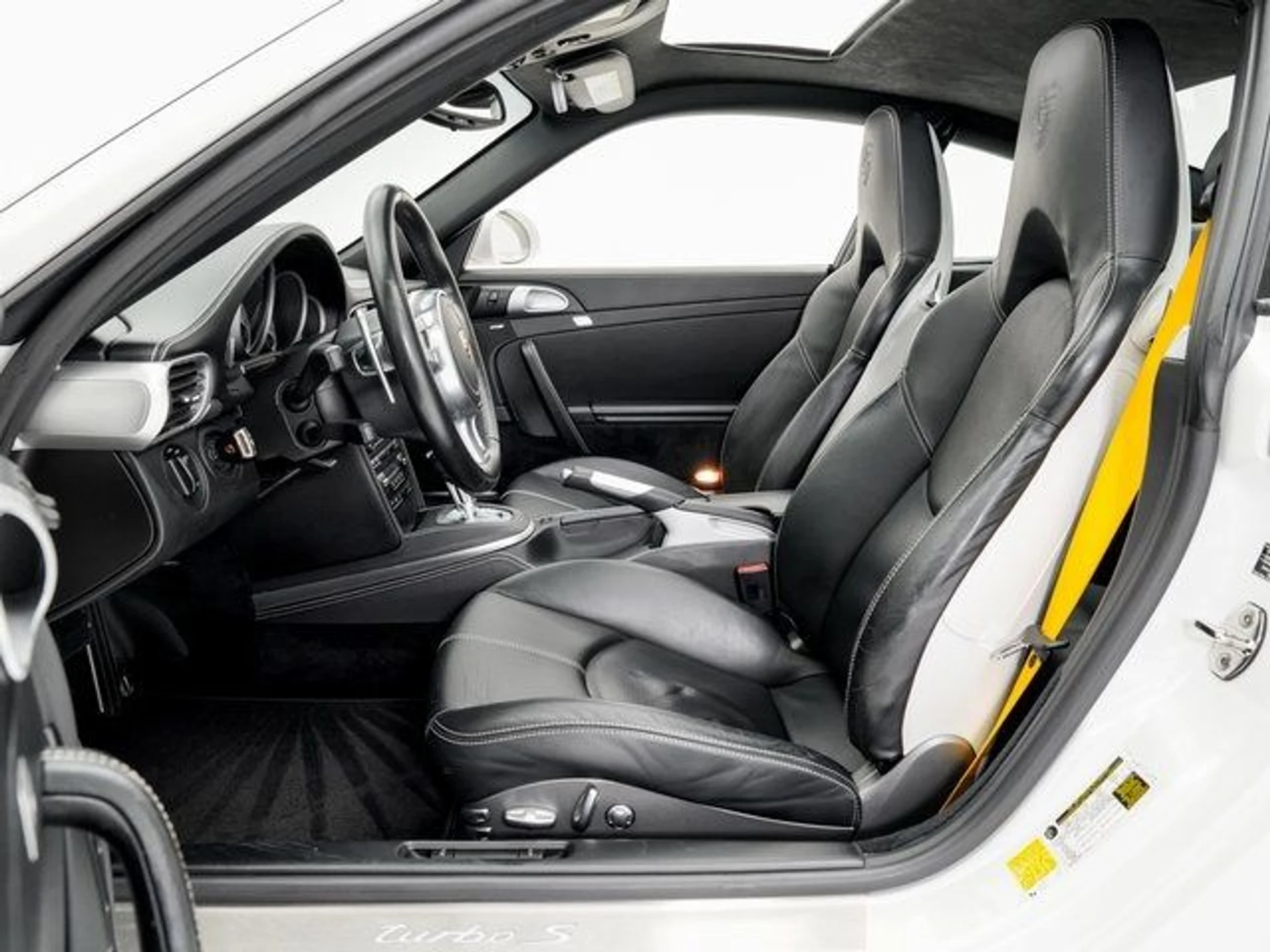 mph005_706900337_0d01aaf9ae8da73cae7ae21b79f999a7_94518fdc06