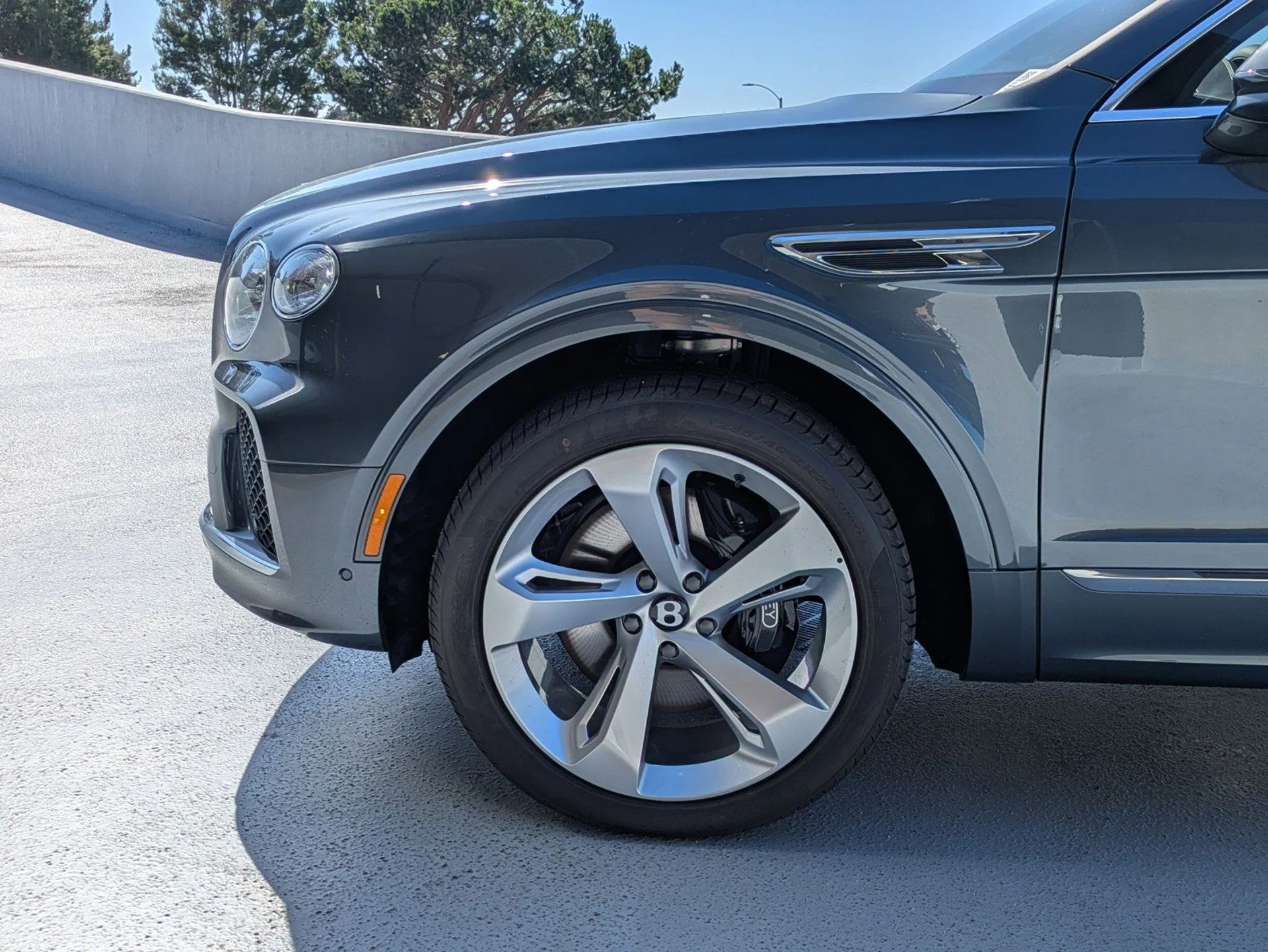 mph005_715158036_1a560adc37d71b50da36bf934b2aa578x_feb25dab8b