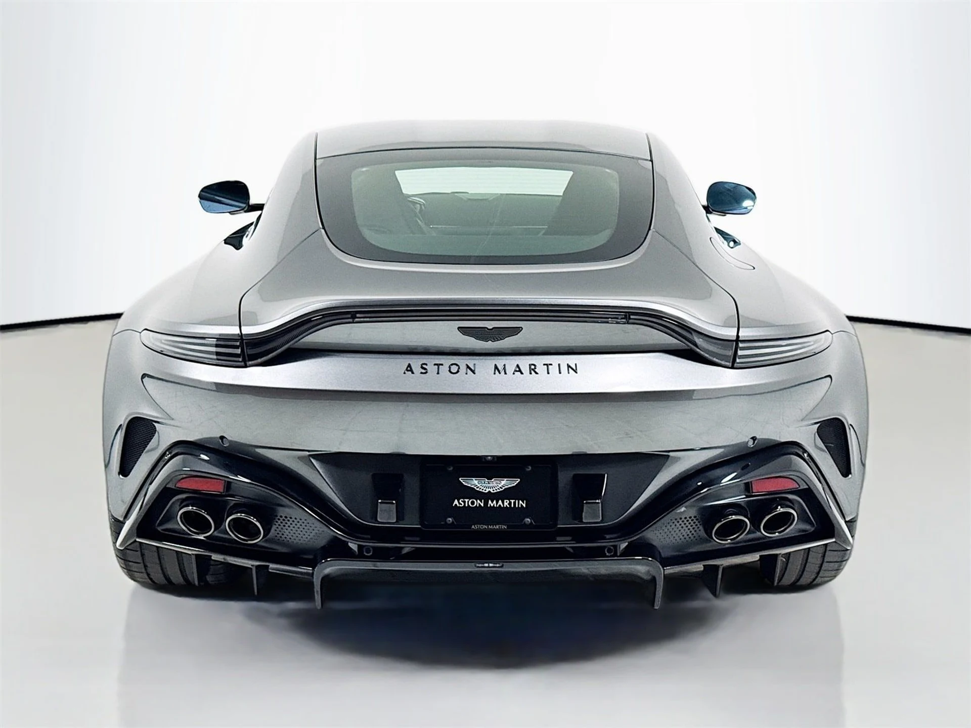 mph005_716990357_3cb0bad4b6a05d1bed6625ccc9e362c3x_66ded6b9df