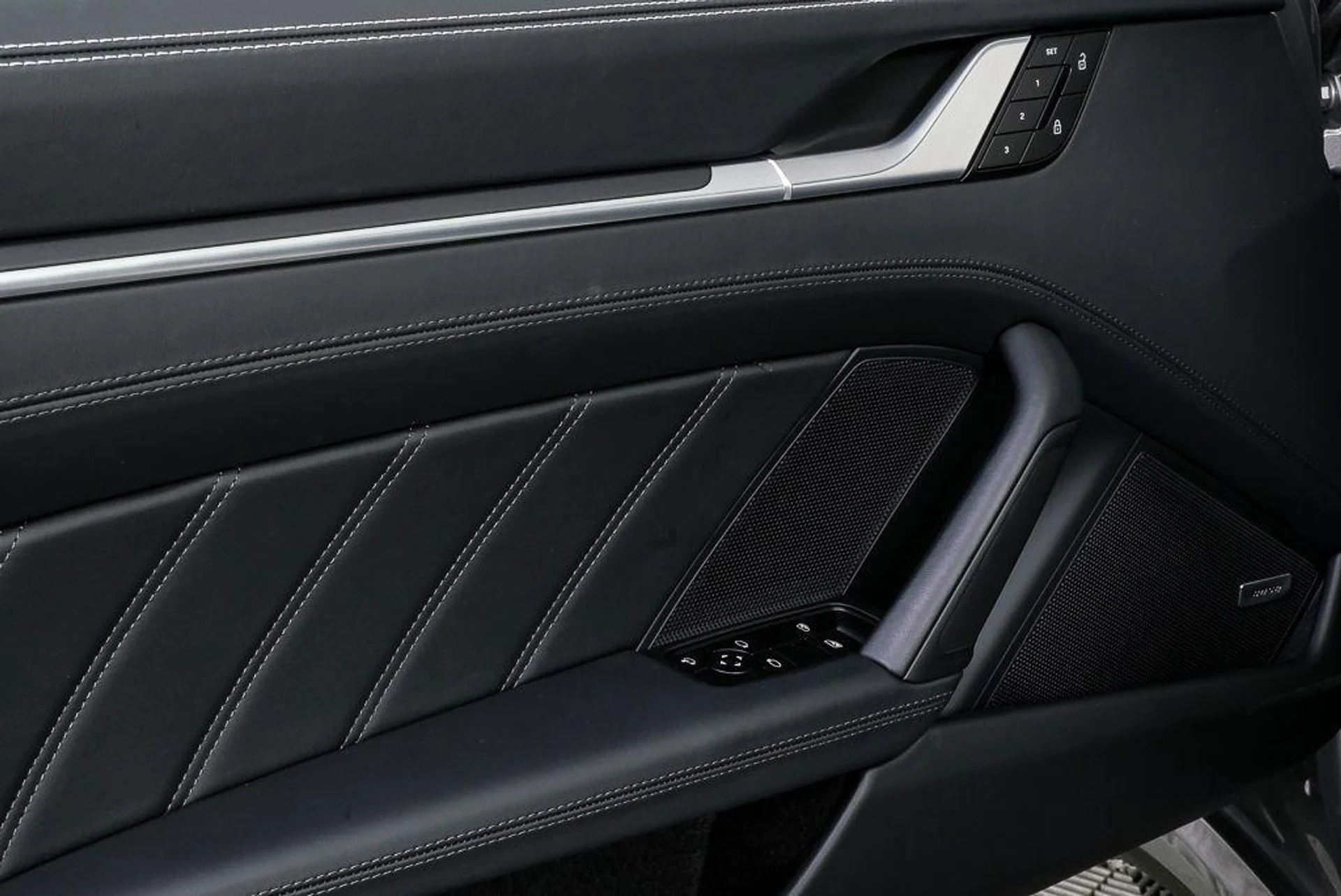 mph005_719130429_l0v0_H_Ng_Wxzzi3_NJ_Tc_J_k87_JF_Po_a8d53eb3a8