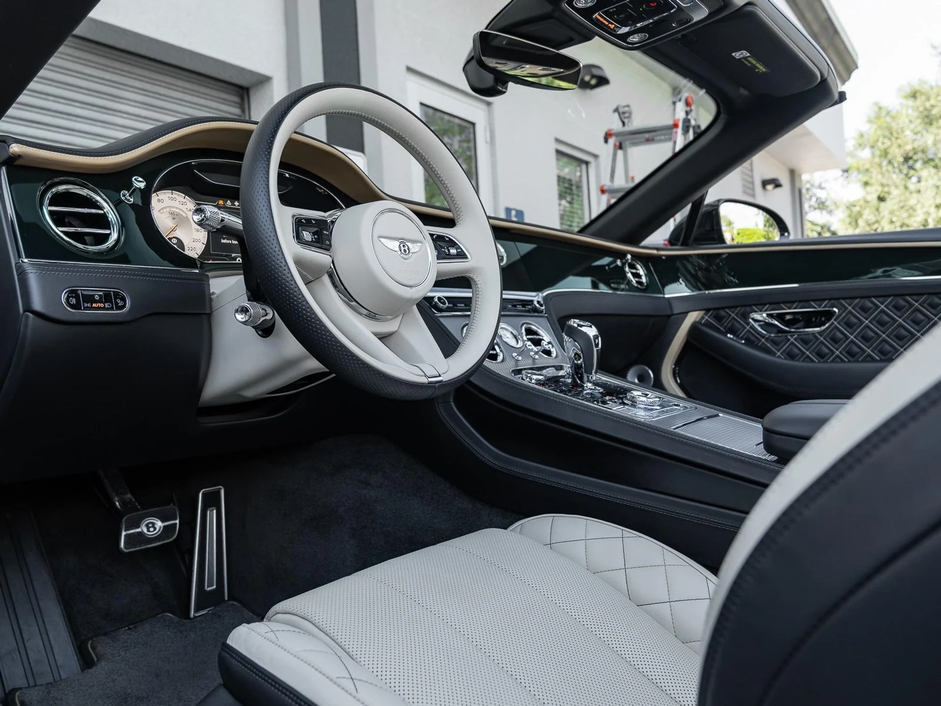 mph005_721418979_Used_2023_Bentley_Continental_GT_Speed_1761343515_d27312ef0f
