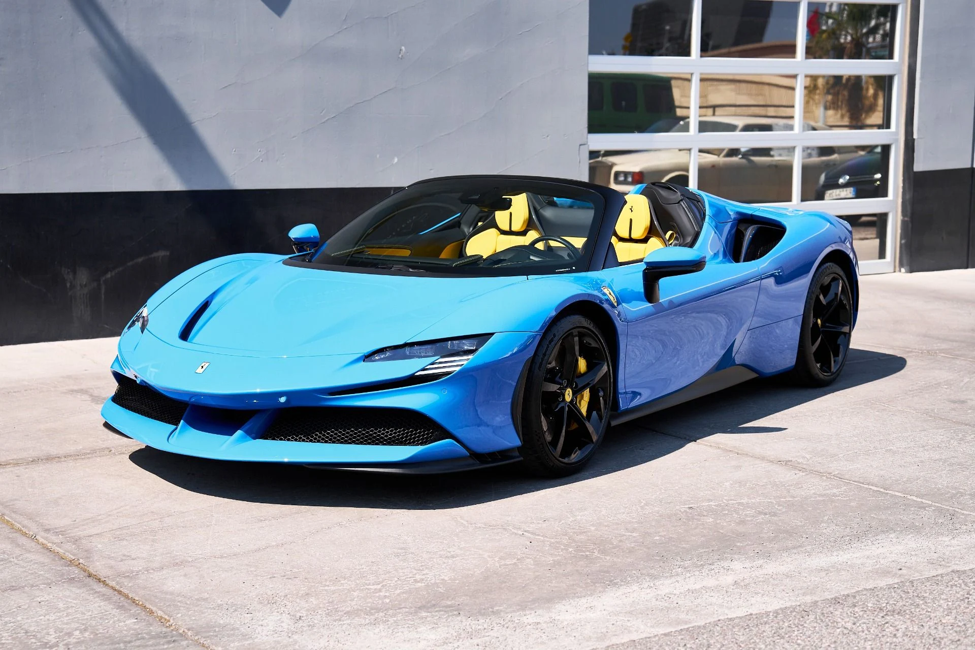 mph005_722117144_Used_2024_Ferrari_SF_90_Spider_Base_1752630680_43d599b503