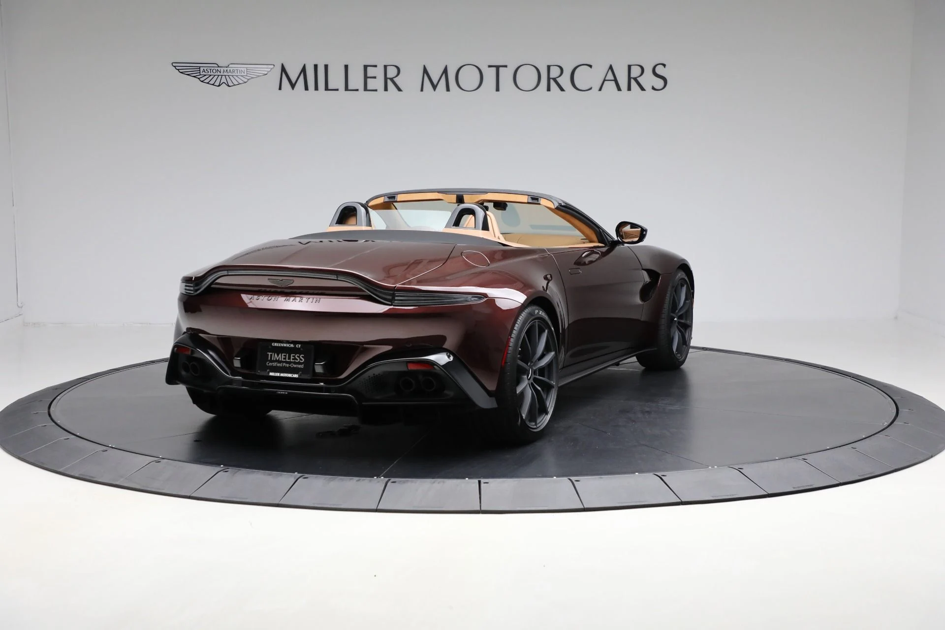 mph005_723247648_Used_2022_Aston_Martin_Vantage_5f88655181