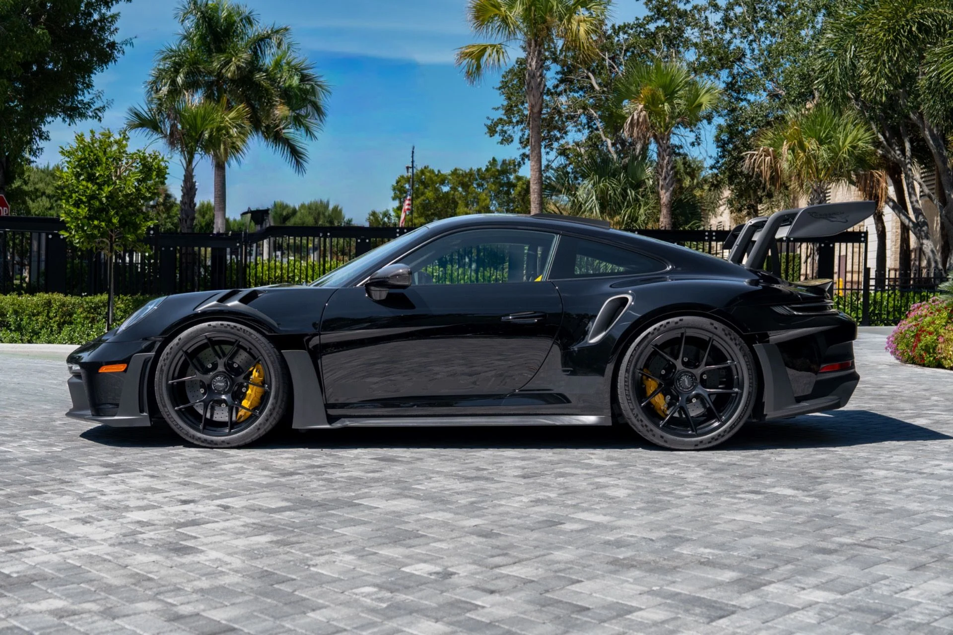 mph005_723474131_Used_2025_Porsche_911_GT_3_RS_1790719774_10e5f5689a