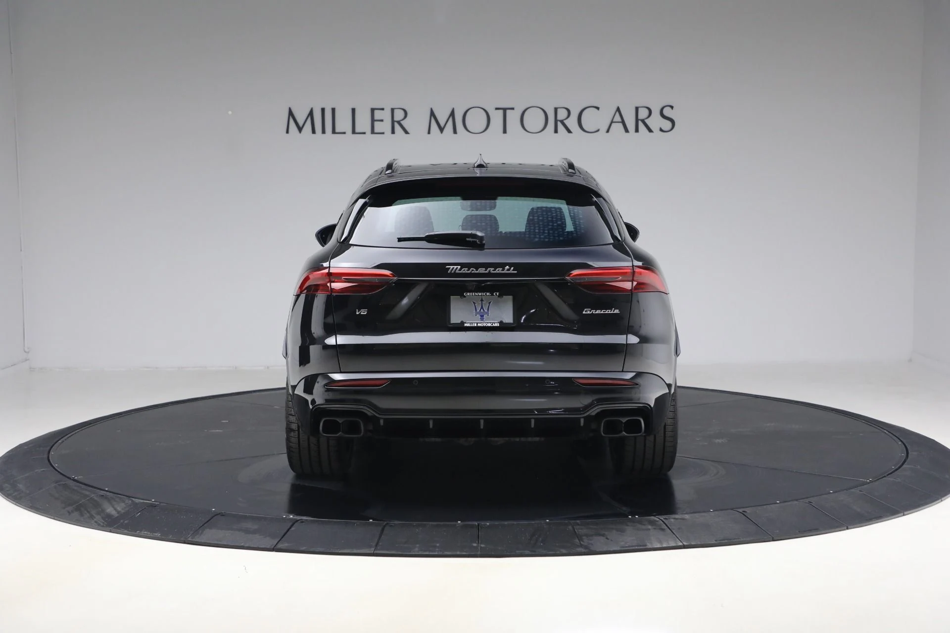 mph005_738763577_New_2026_Maserati_Grecale_Modena_V6_1770392494_a5779dceec