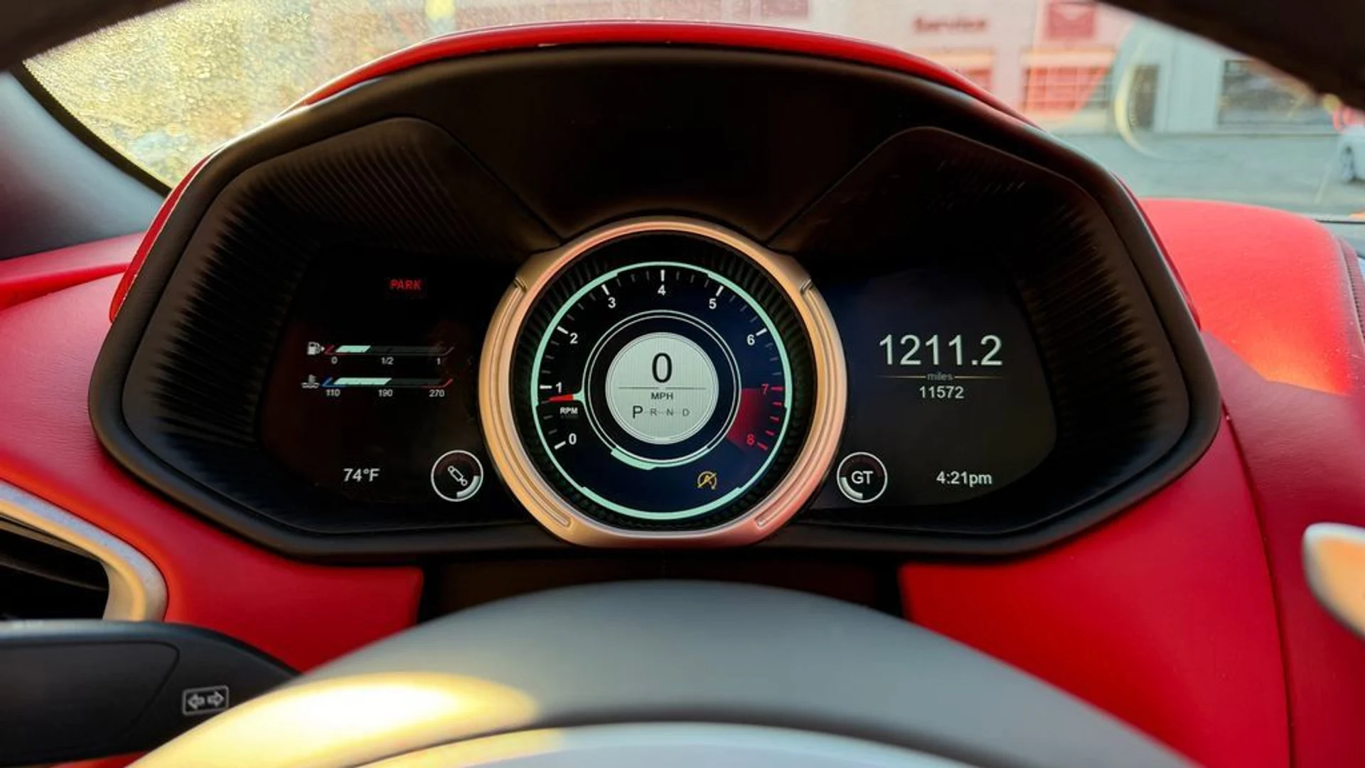 mph005_74371321_7164aaabeb754c72847addc00699972d_bfde957a99