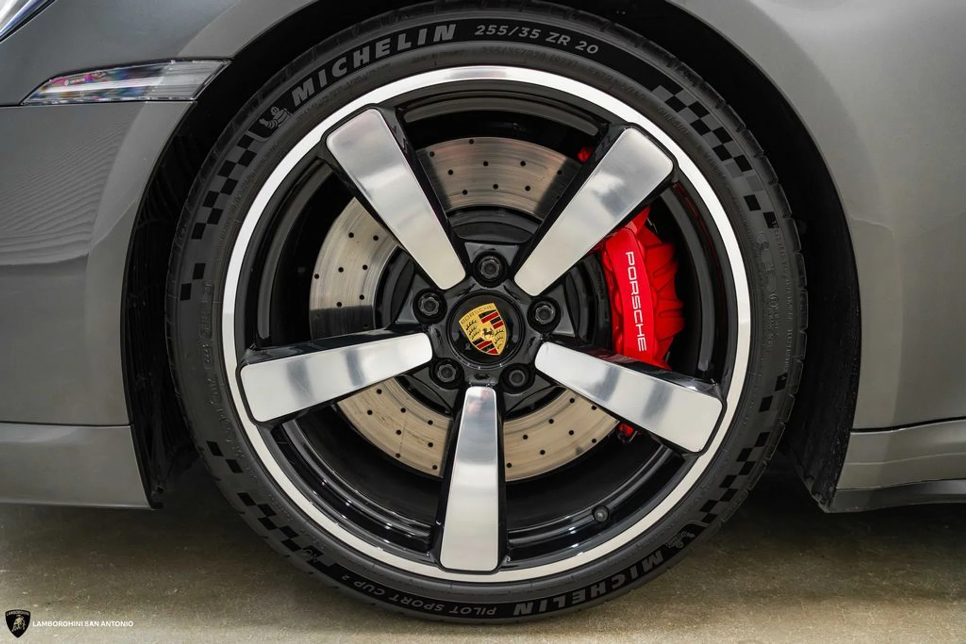 mph005_744749771_d3998aaab2189aaf008df662f5f927a9x_03d50491f8