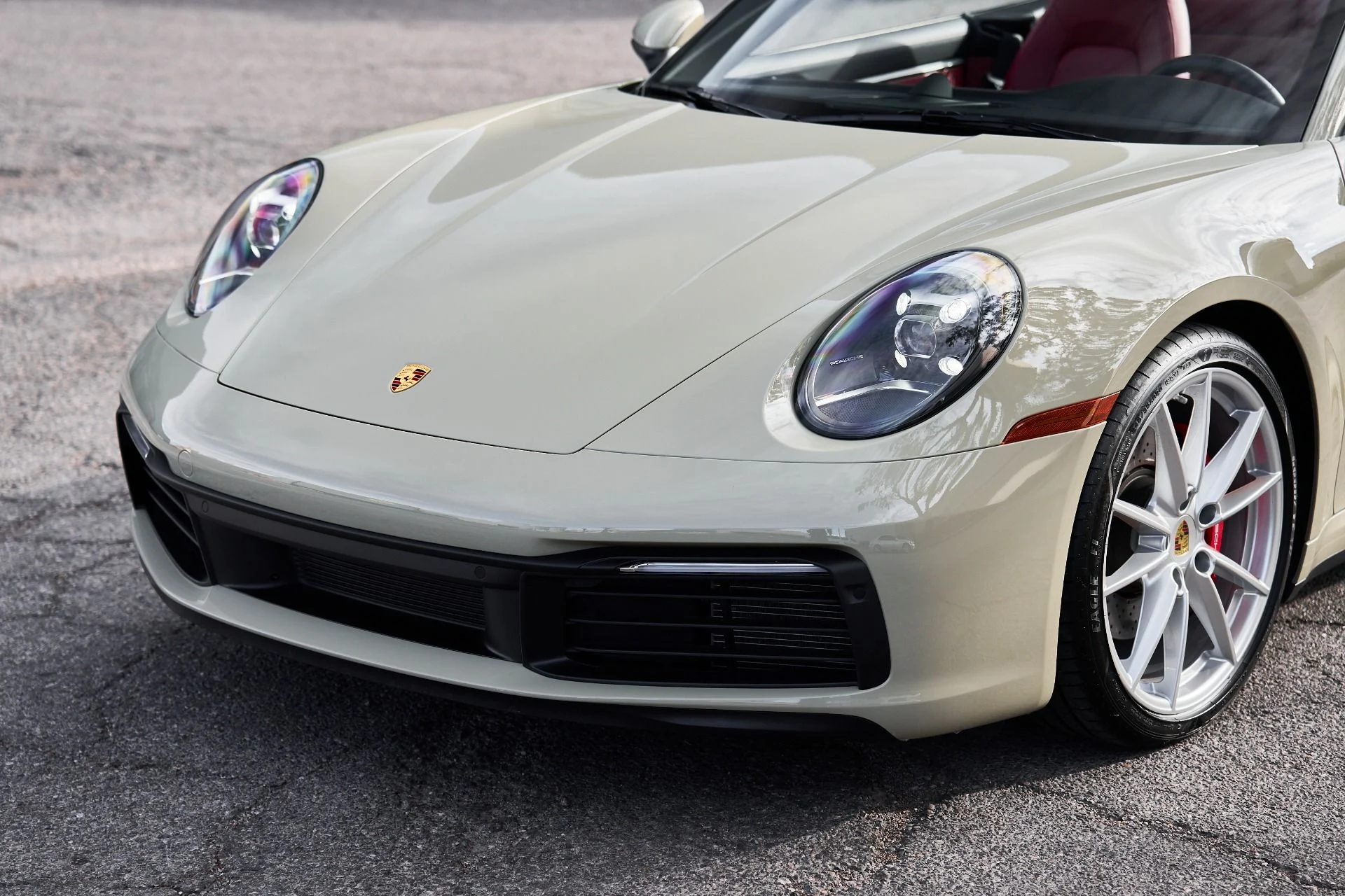 mph005_748012120_Used_2022_Porsche_911_Carrera_S_1759192804_5811c1690b