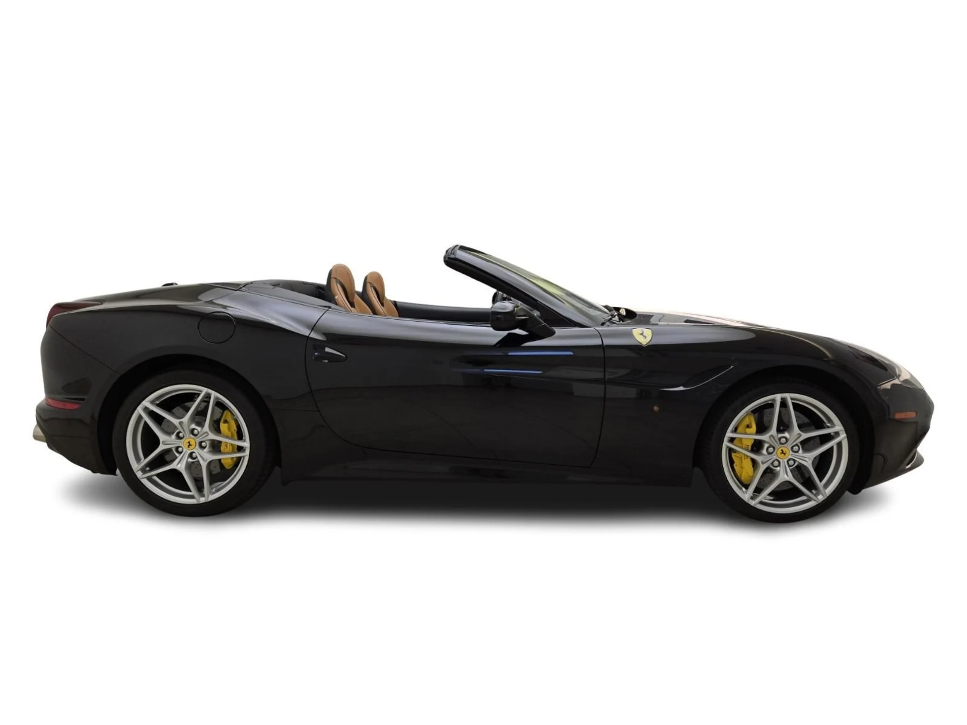 mph005_748556588_Used_2016_Ferrari_California_T_1755844394_e393cf6f85
