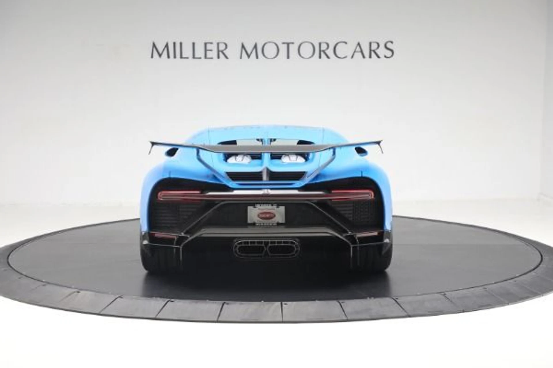 mph005_751647061_Used_2021_Bugatti_Chiron_Pur_Sport_f1e90119d8