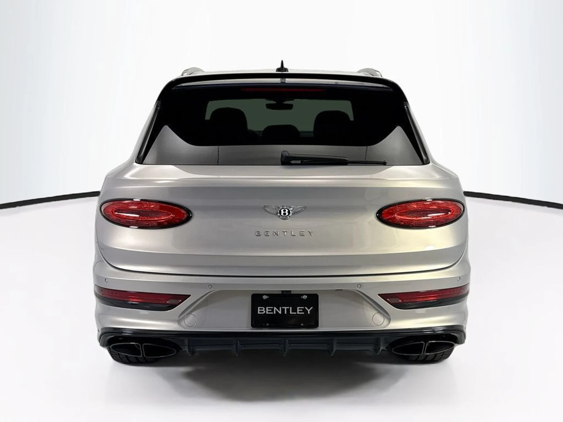 mph005_751801412_used_2023_bentley_bentayga_sawd_8119_23037215_6_1024_aa7d43a526