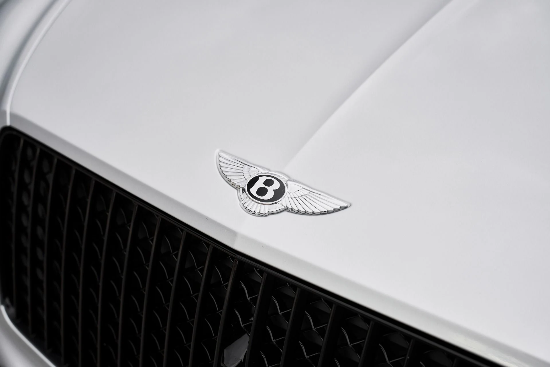 mph005_754206643_Used_2023_Bentley_Bentayga_EWB_Azure_1763502477_83648b3a34