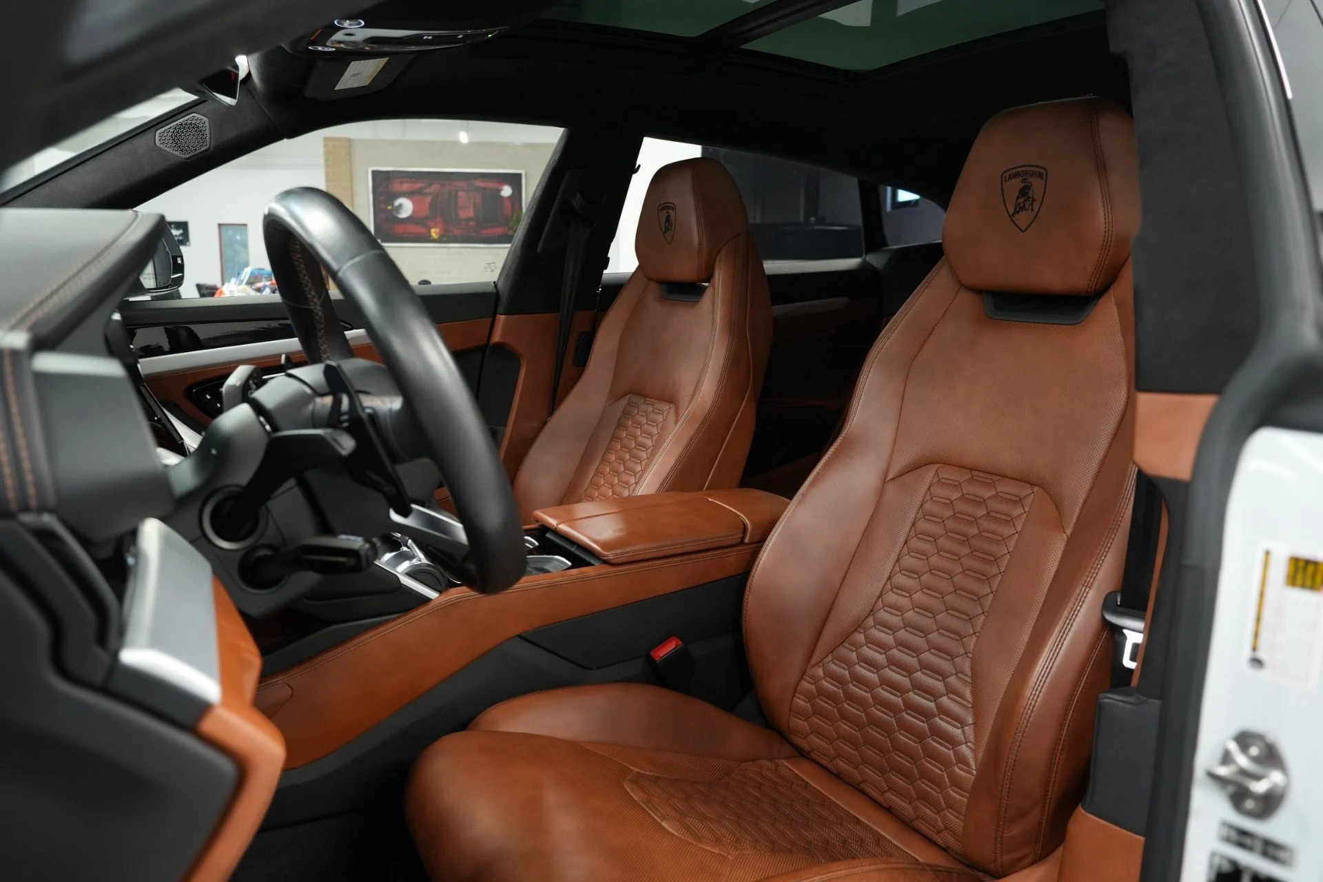 mph005_755421261_Used_2020_Lamborghini_Urus_1781723574_f22bfb5474
