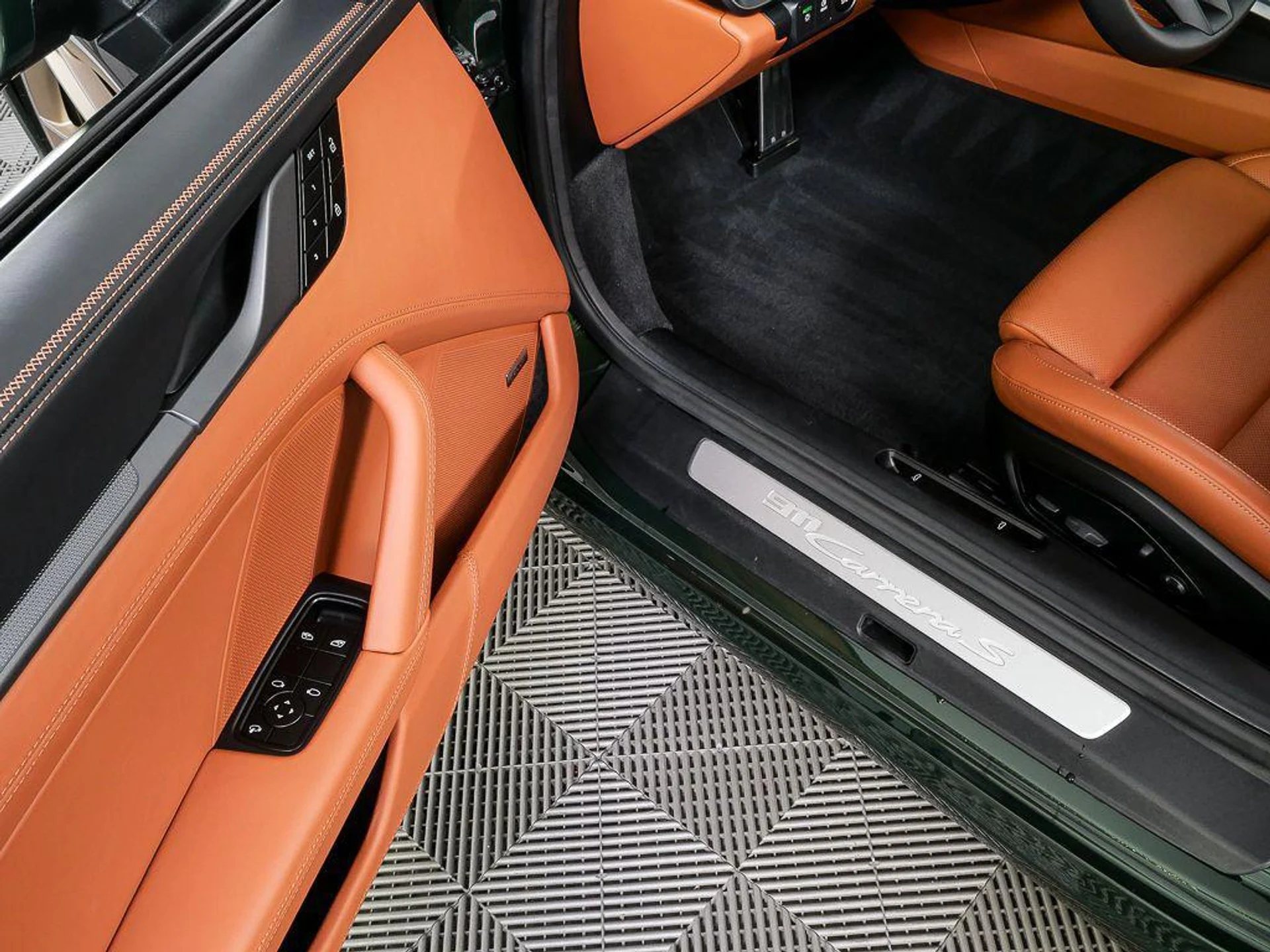 mph005_757895378_cl_Eja_Z18_Lr_Y_Lic6_J_Reh_B4h_MV_d_E_d2b645e818