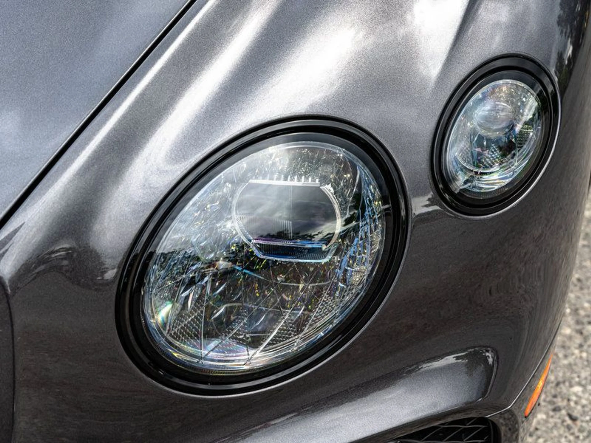 mph005_759980510_38431371_00896_2022_bentley_continental_gt_006_14dba33a4a