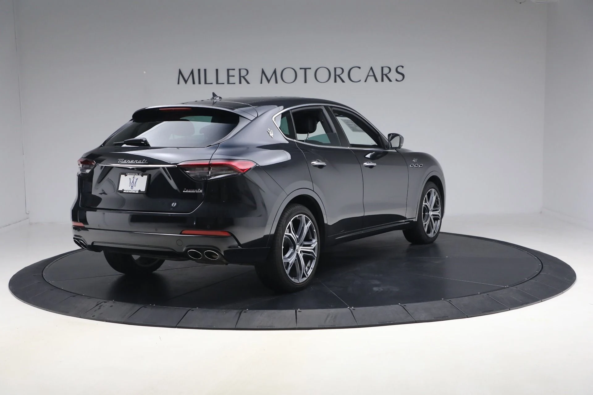 mph005_764672239_Used_2023_Maserati_Levante_GT_1772662135_3676f28c8e