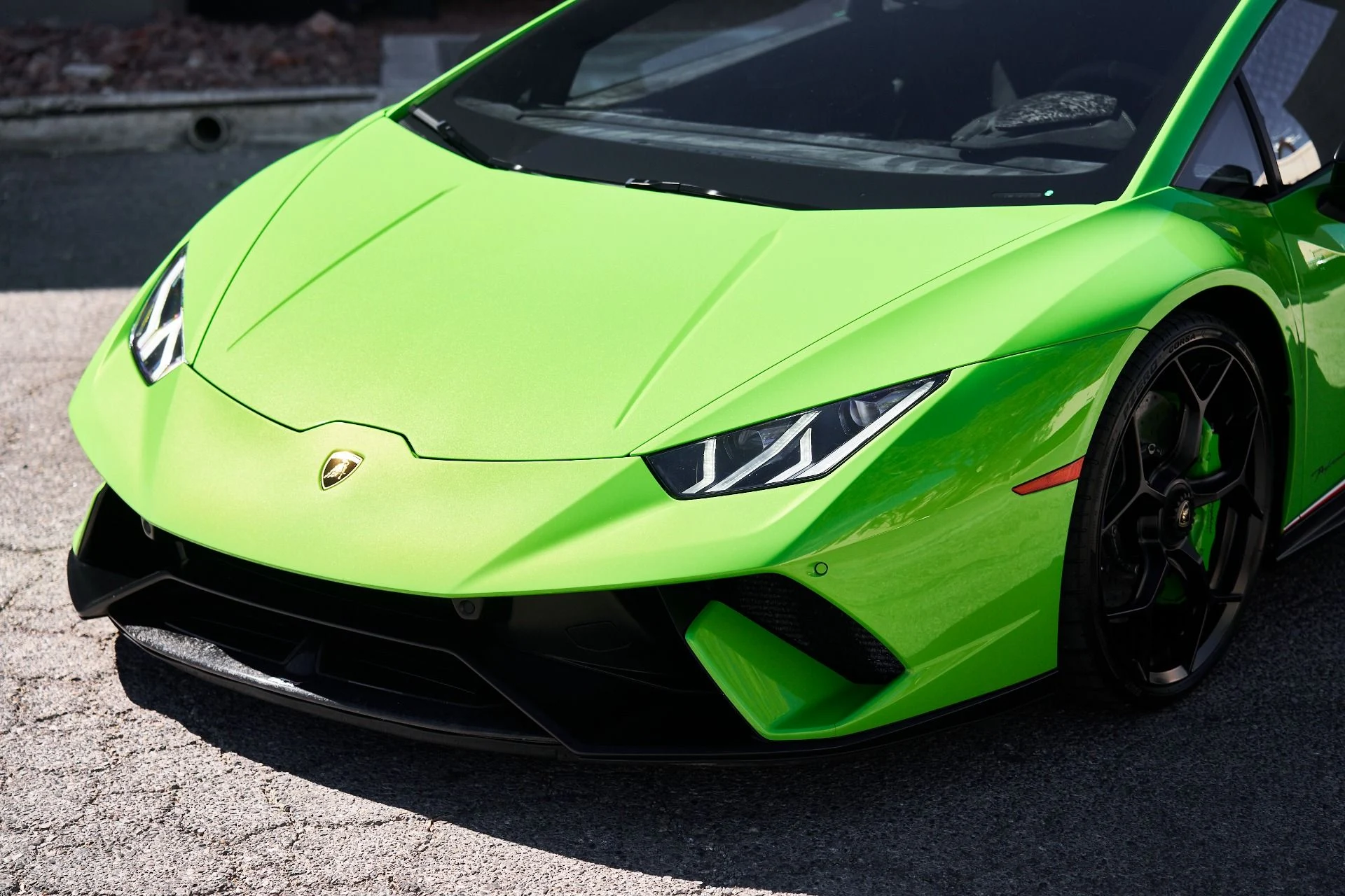 mph005_76772733_Used_2019_Lamborghini_Huracan_Performante_1757626052_9b567cb160