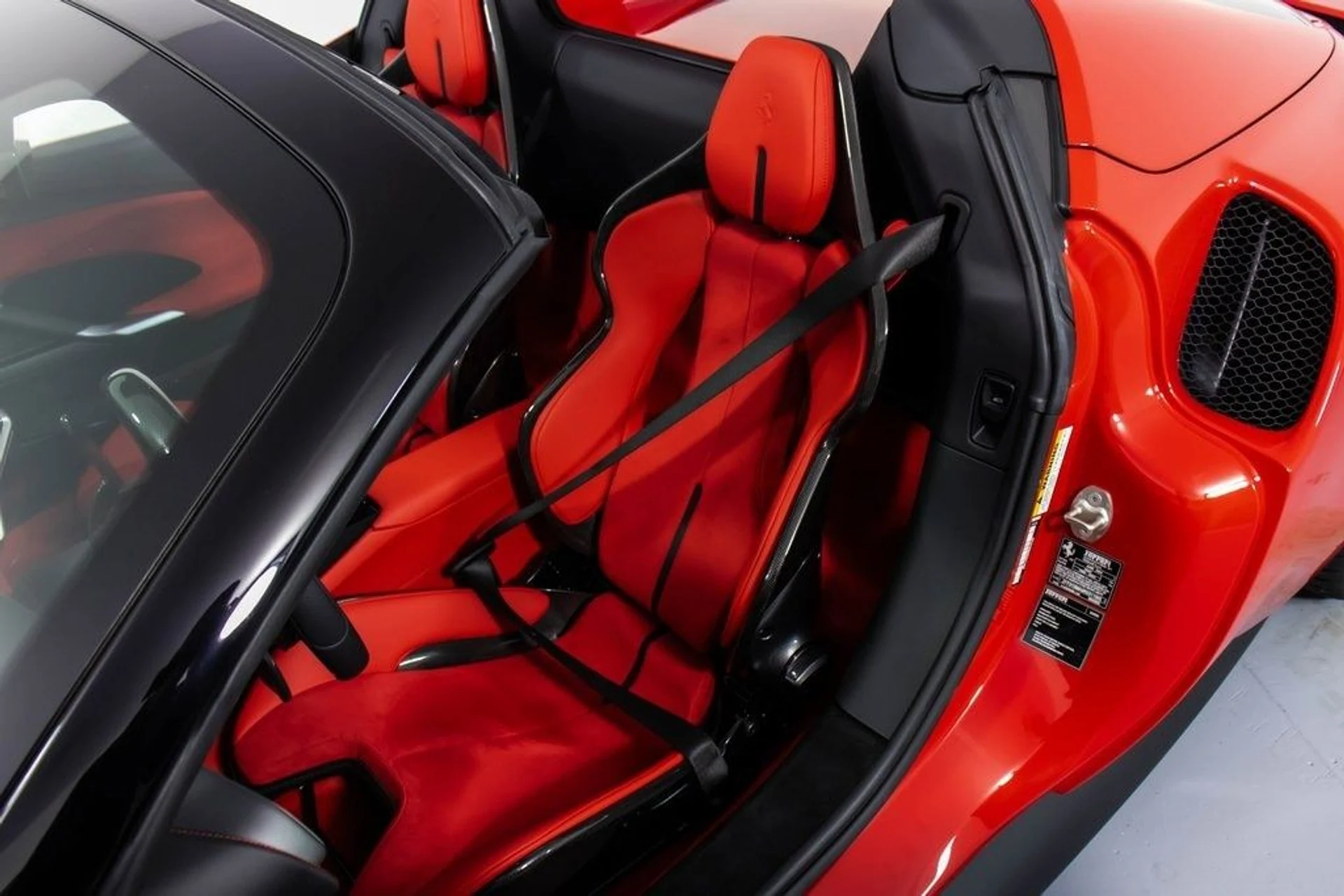 mph005_768564060_eec41a6b76d42e9bb5ddbaa0eb029a79x_058e77eb8b