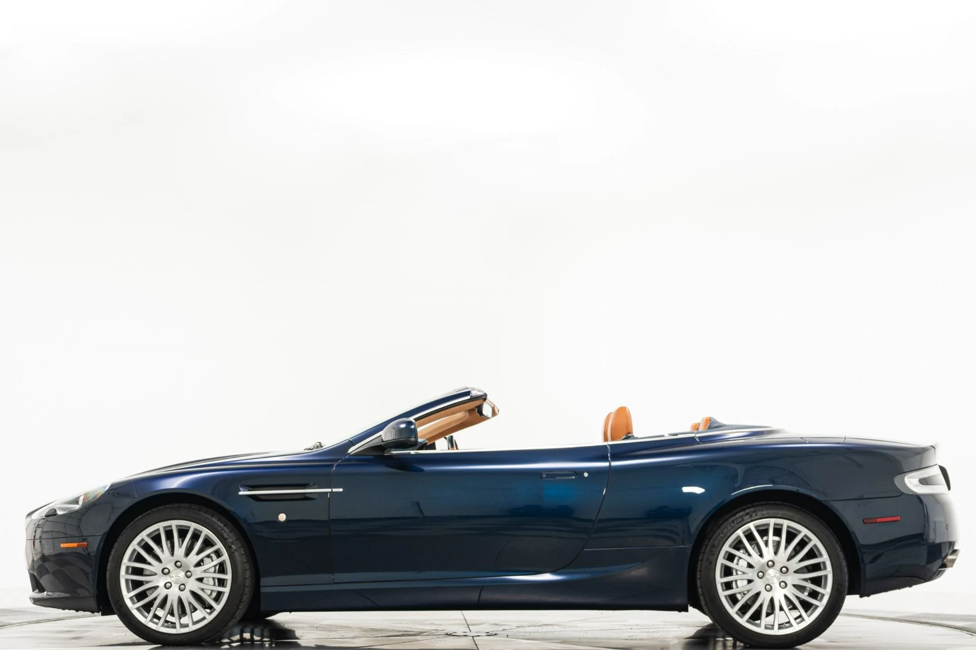 mph005_777312139_Used_2011_Aston_Martin_DB_9_Volante_Two_Tone_Interior_V12_Power_1780003094_5cf21ec0f5