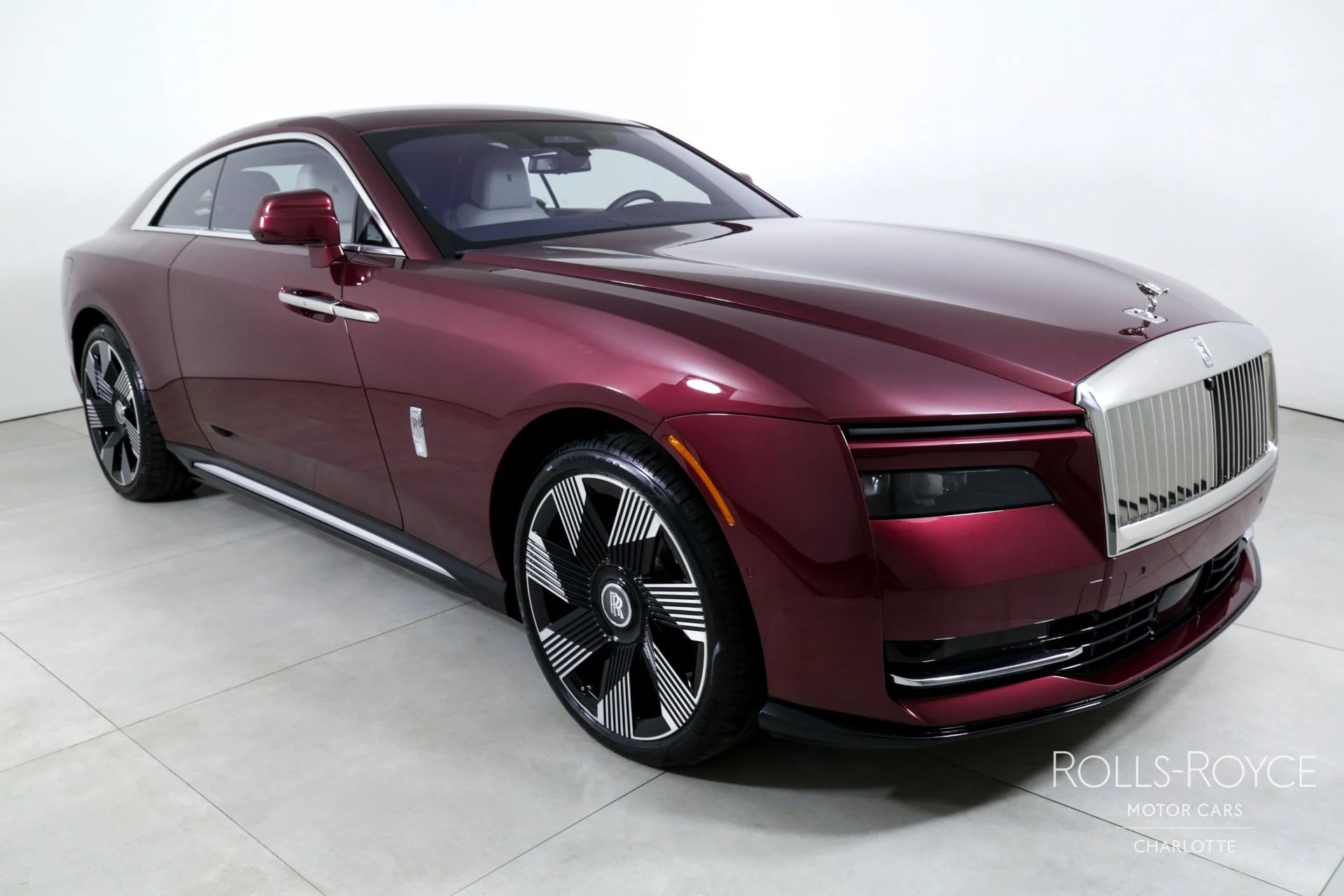 mph005_781332202_Used_2024_Rolls_Royce_Spectre_1744735050_087a26f5c3