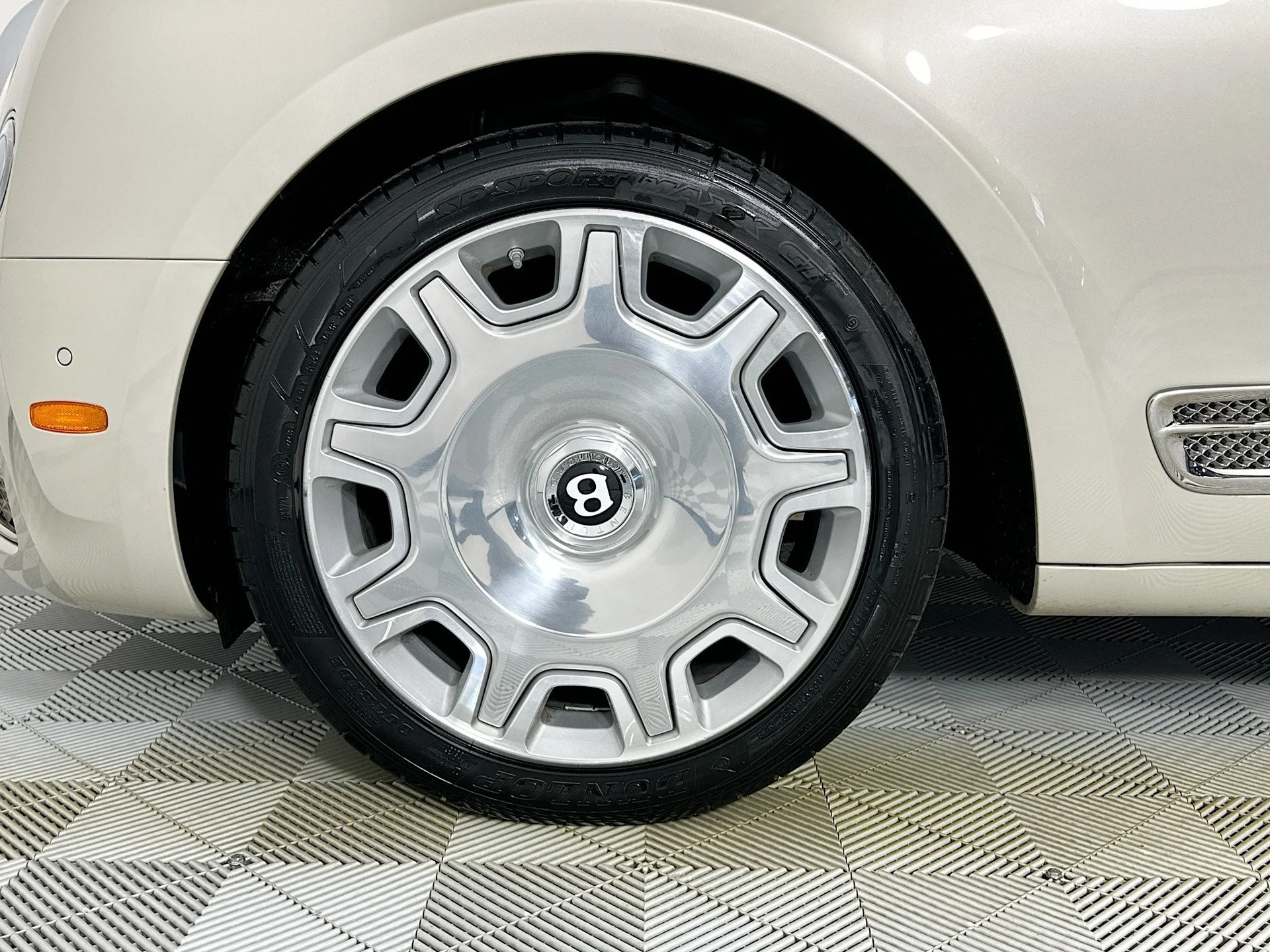 mph005_781686594_6_794ff7273b