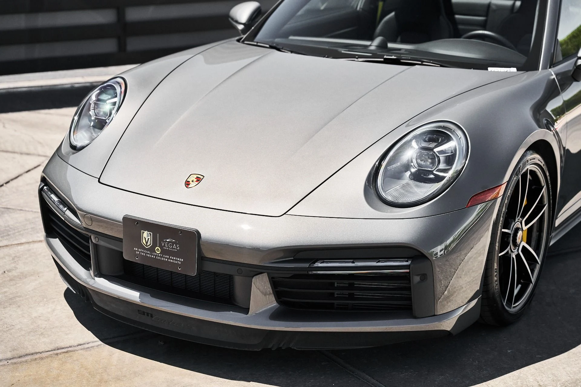 mph005_781776946_Used_2021_Porsche_911_Turbo_S_1781810349_b14b65a38b