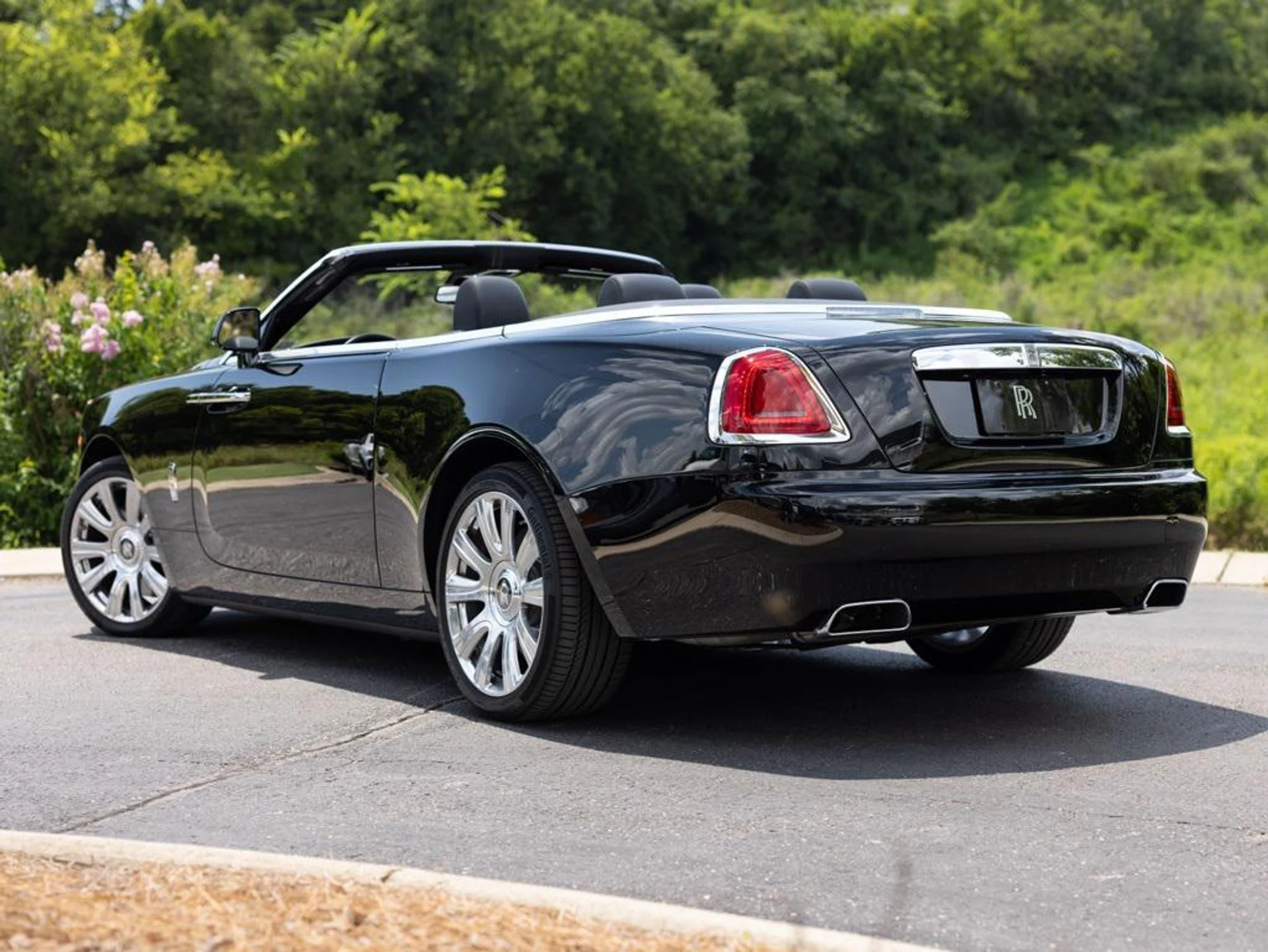 mph005_790075439_444299830_6889fbd6012bbf217a044981_fe44fa9675