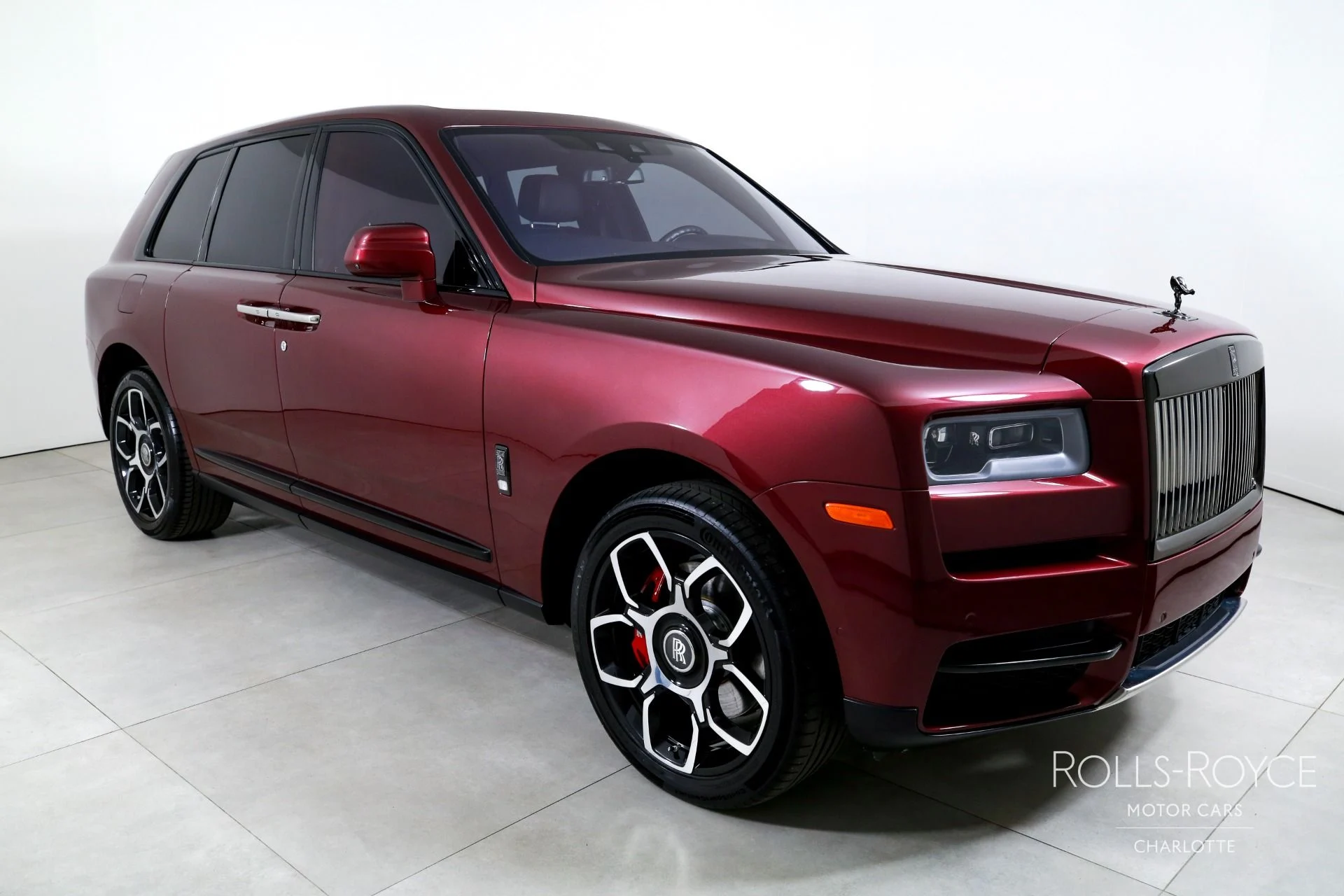 mph005_797773982_Used_2022_Rolls_Royce_Black_Badge_Cullinan_1769449114_1a0a70882c