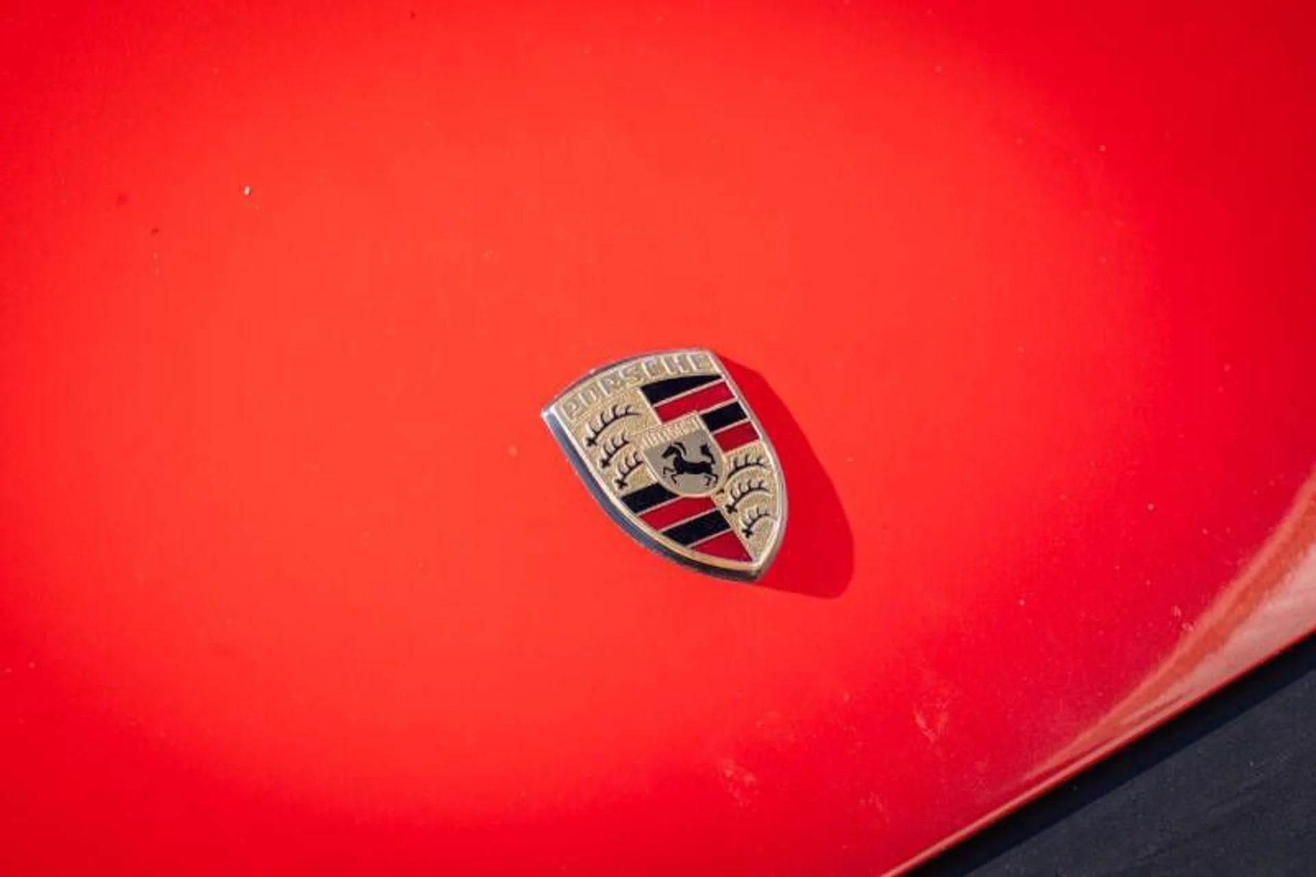 mph005_8046514_1985_porsche_911_carrera_2dr_coupe_496aacf846