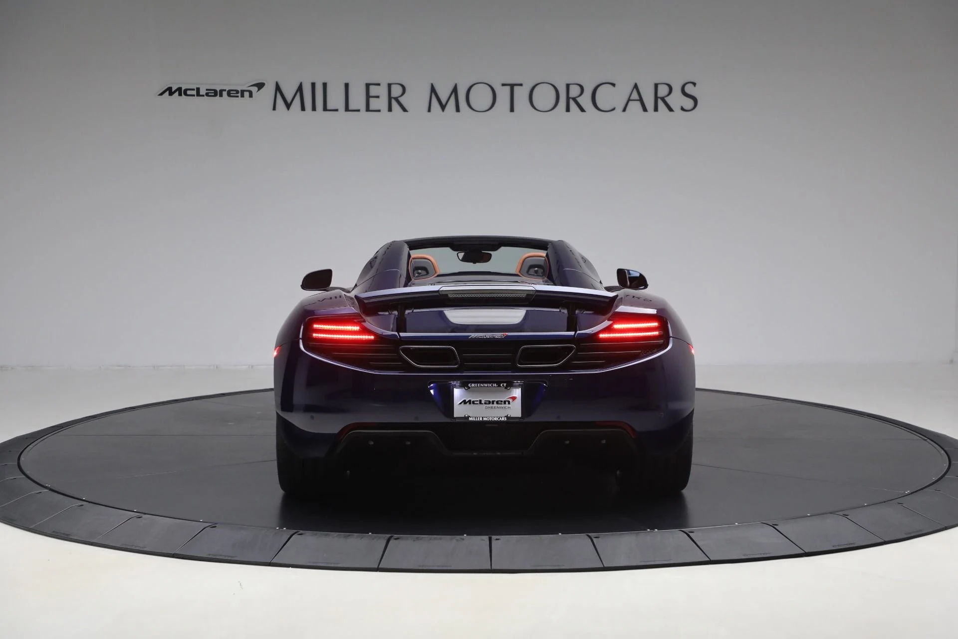 mph005_813697701_Used_2013_Mc_Laren_MP_4_12_C_Spider_1b8966c404