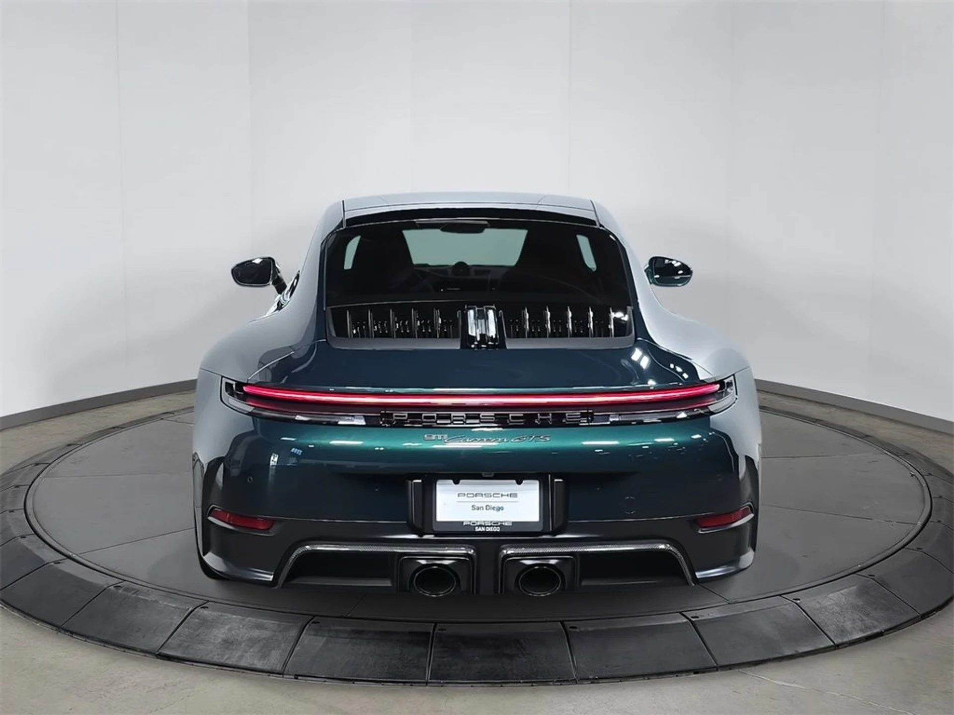 mph005_820393672_2a242cc548939c42925c0f8e5f762783_b1e3a00348