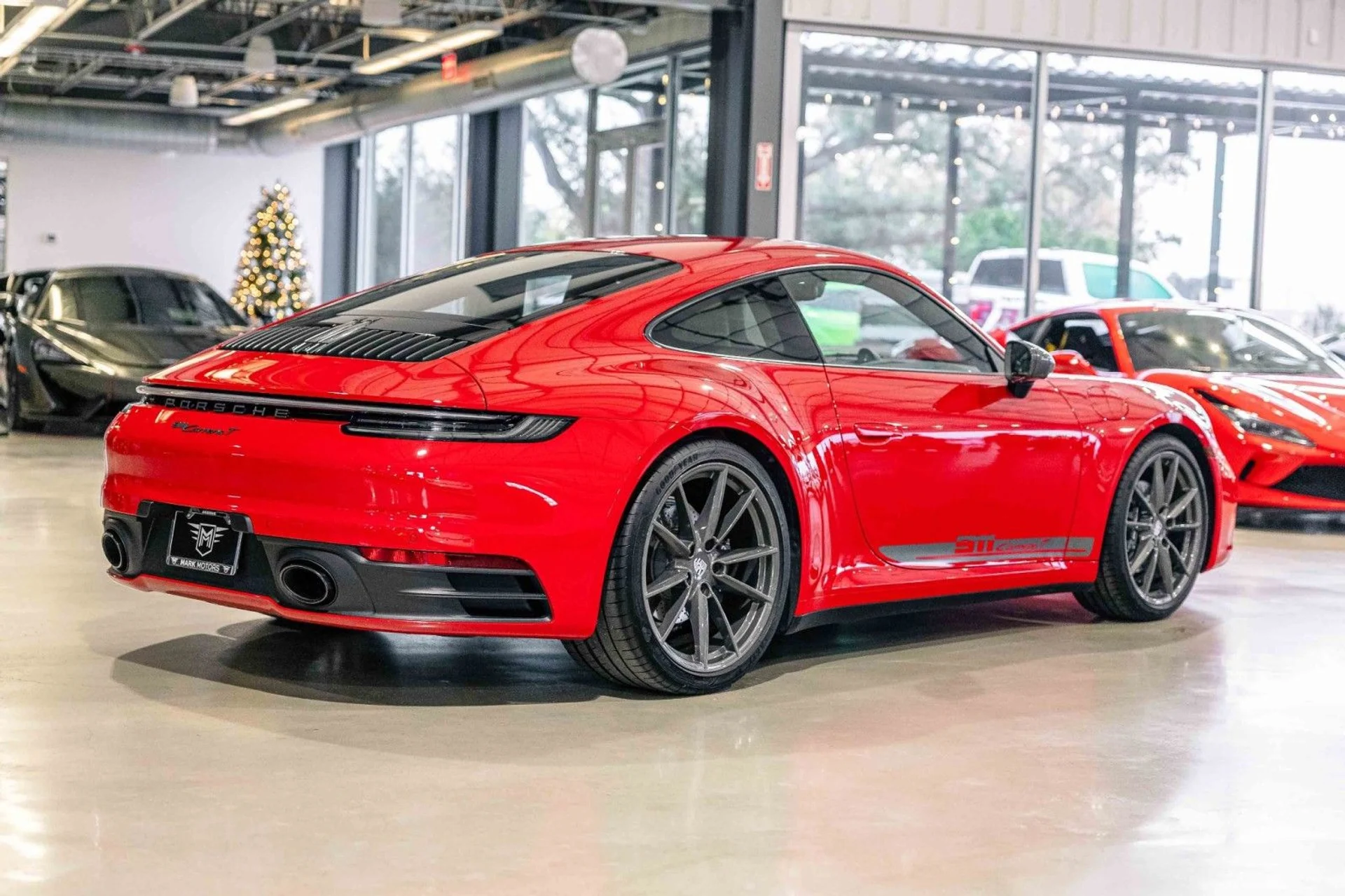 mph005_835441136_sw_81185669e5