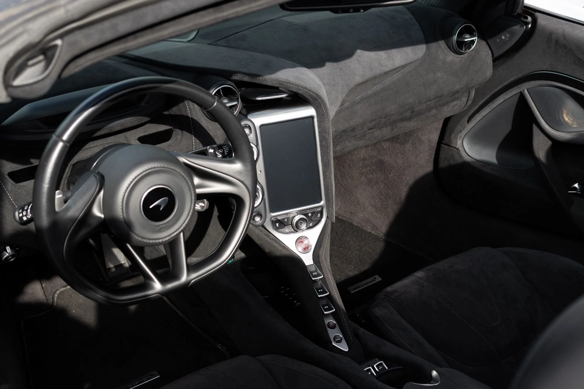 mph005_841482326_Used_2020_Mc_Laren_720_S_Spider_Performance_1767737574_716f345711