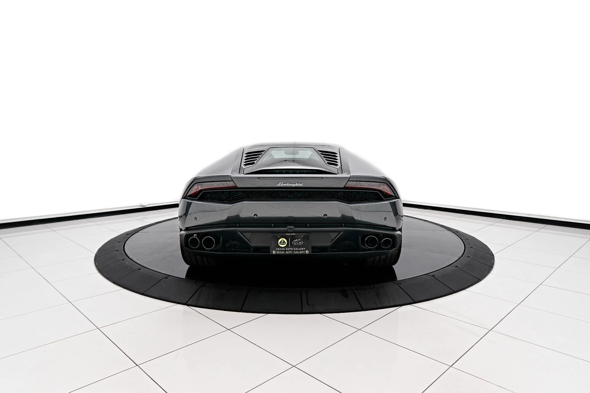 mph005_846995148_Used_2015_Lamborghini_Huracan_LP_610_4_1709262058_2070506a00