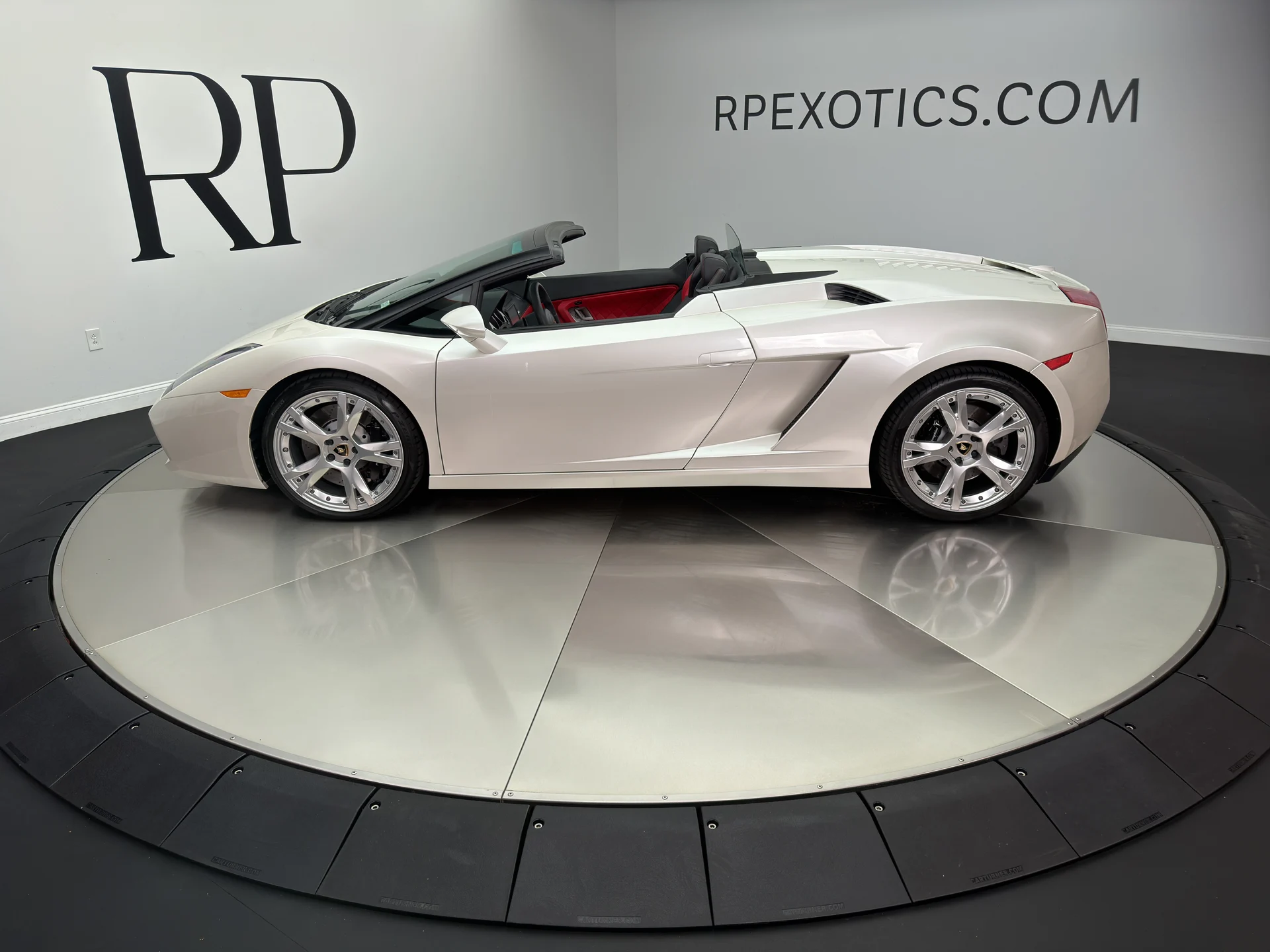 mph005_851033896_002_mqvgnzpglg9h_f4458d2912