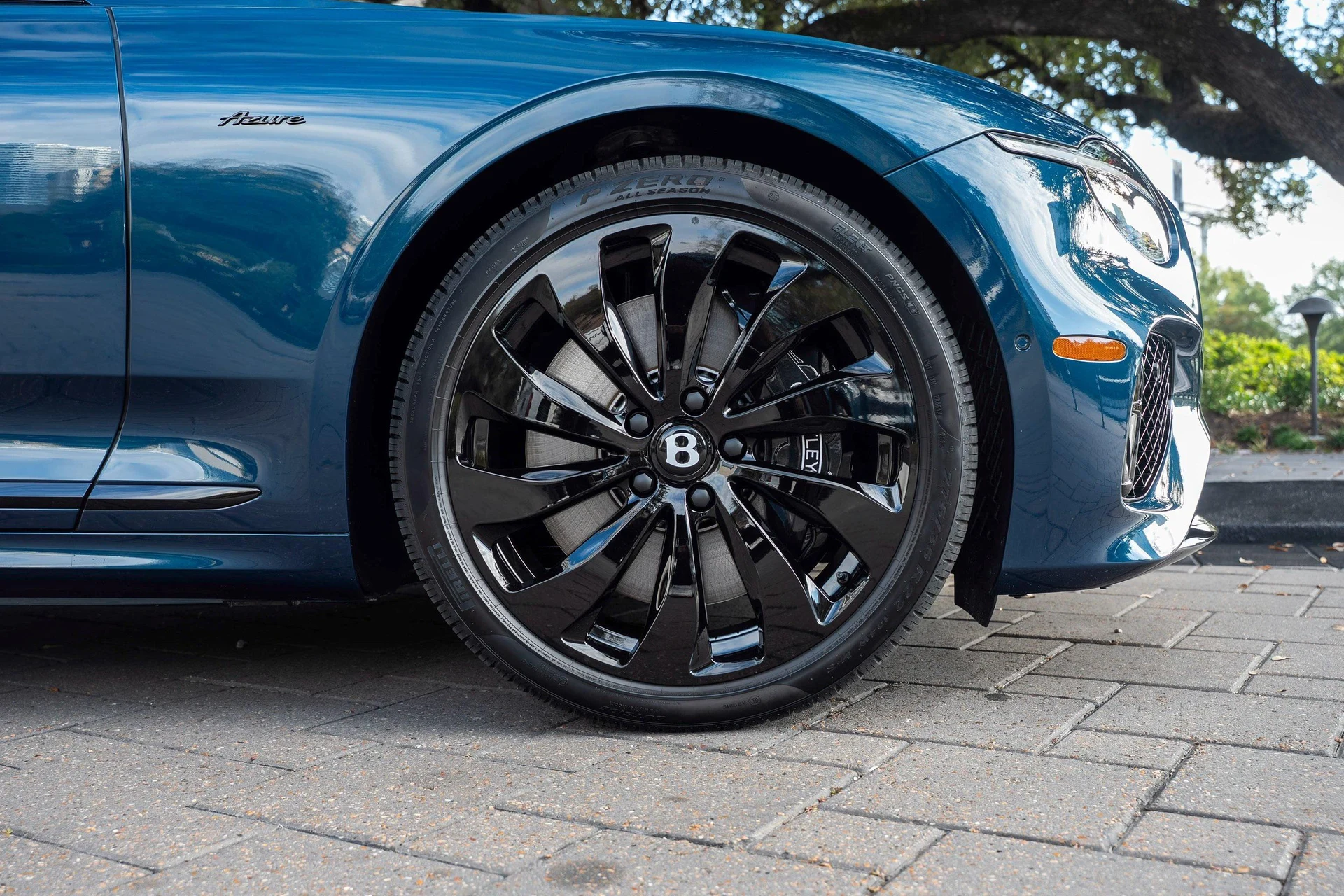 mph005_853355402_462758414_6917615d523de9a4650eb97b_5b3299f506