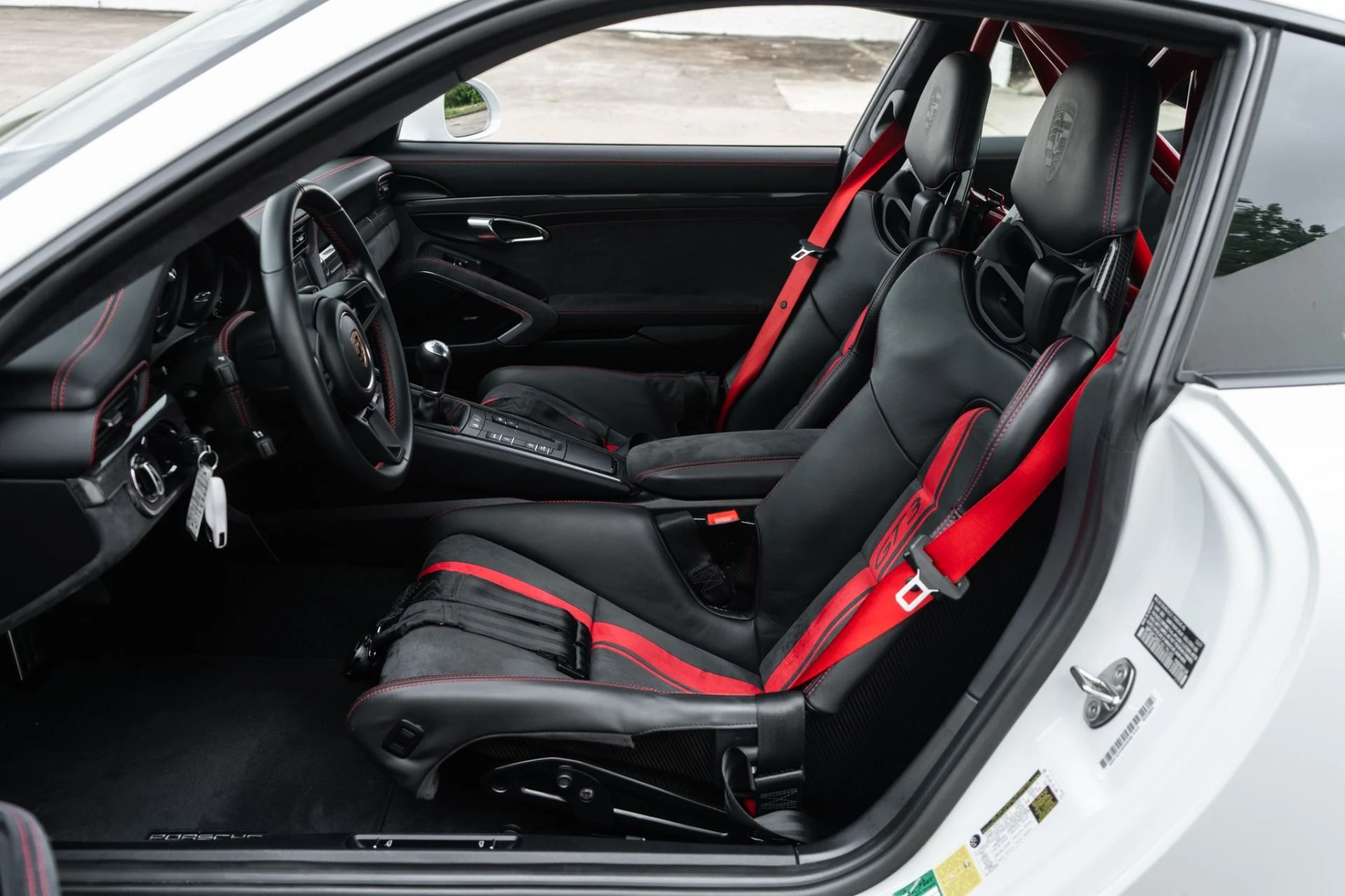 mph005_854255128_Used_2018_Porsche_911_GT_3_1780955665_c483a8b5d2