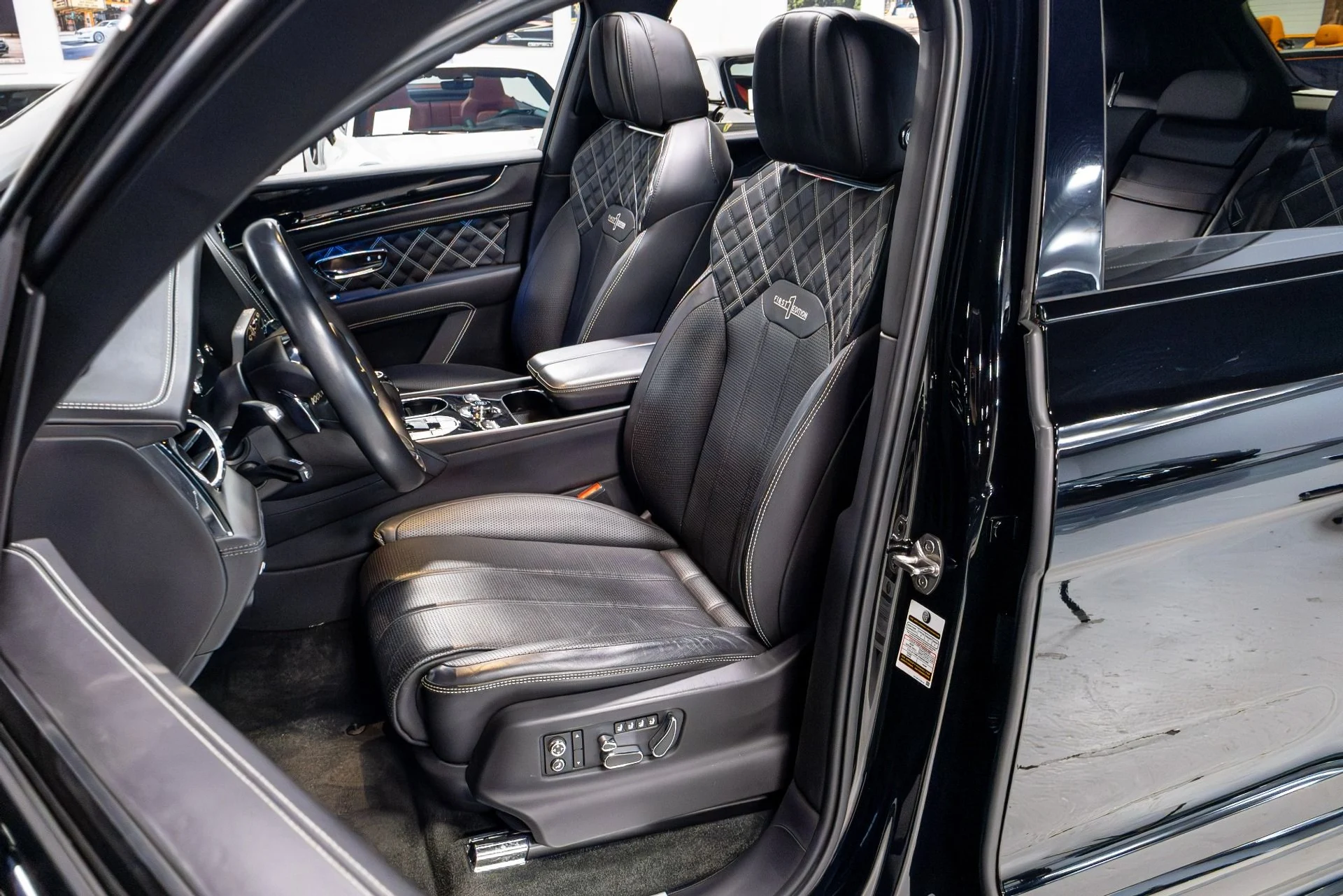 mph005_855699168_Used_2021_Bentley_Bentayga_V8_1775865937_e66cd016cc