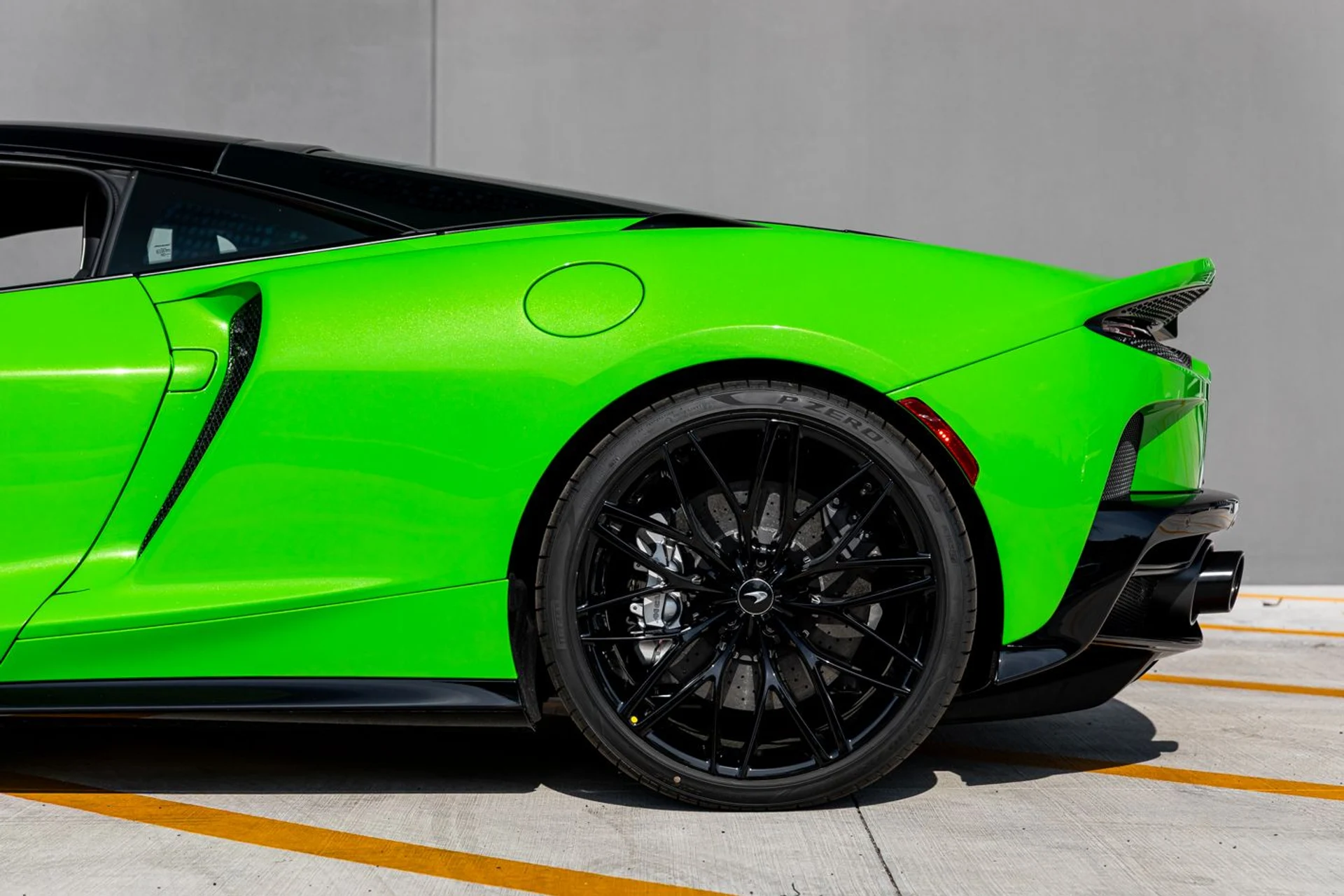 mph005_856757549_517_p6_l_3771e0fb19