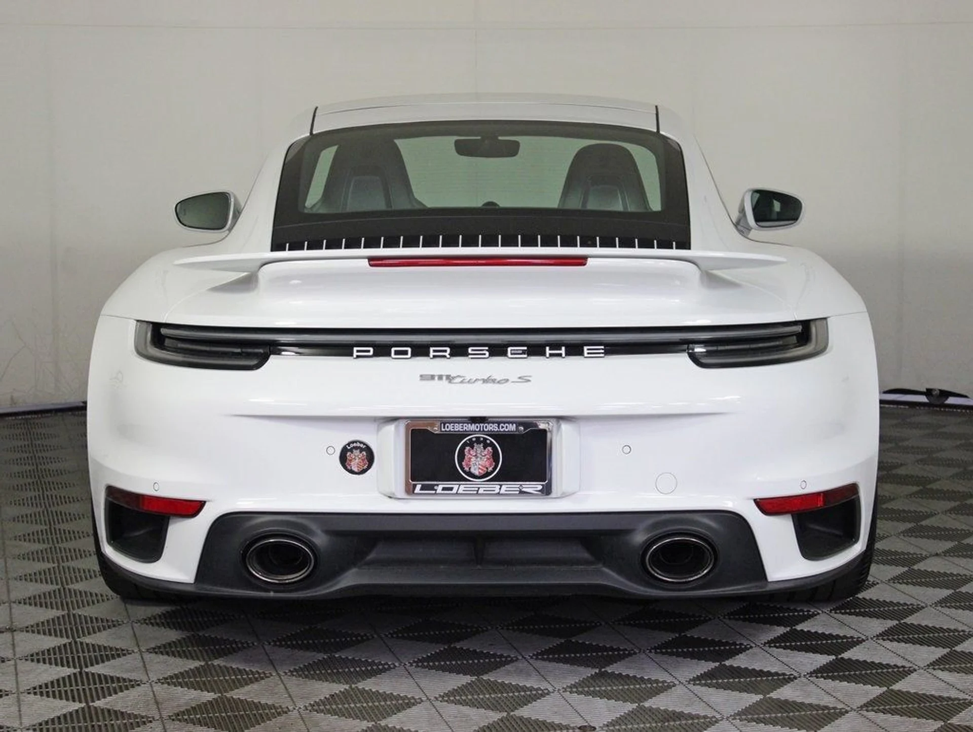 mph005_857036068_6_50cd3c99af