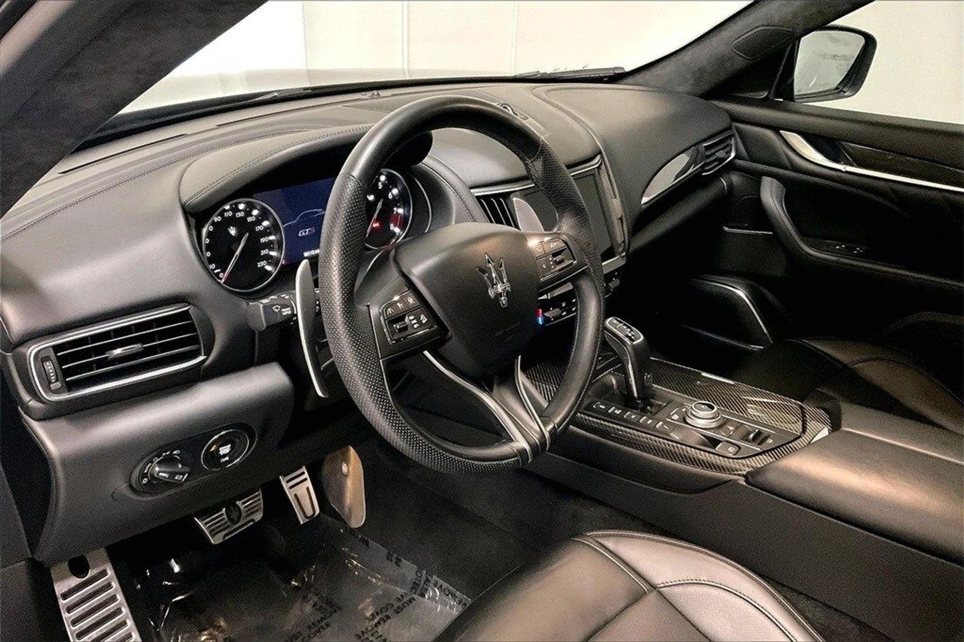 mph005_876449715_9c8a07ef5a1b8ef59b3e51ee0817fee8x_bf3ed714b0