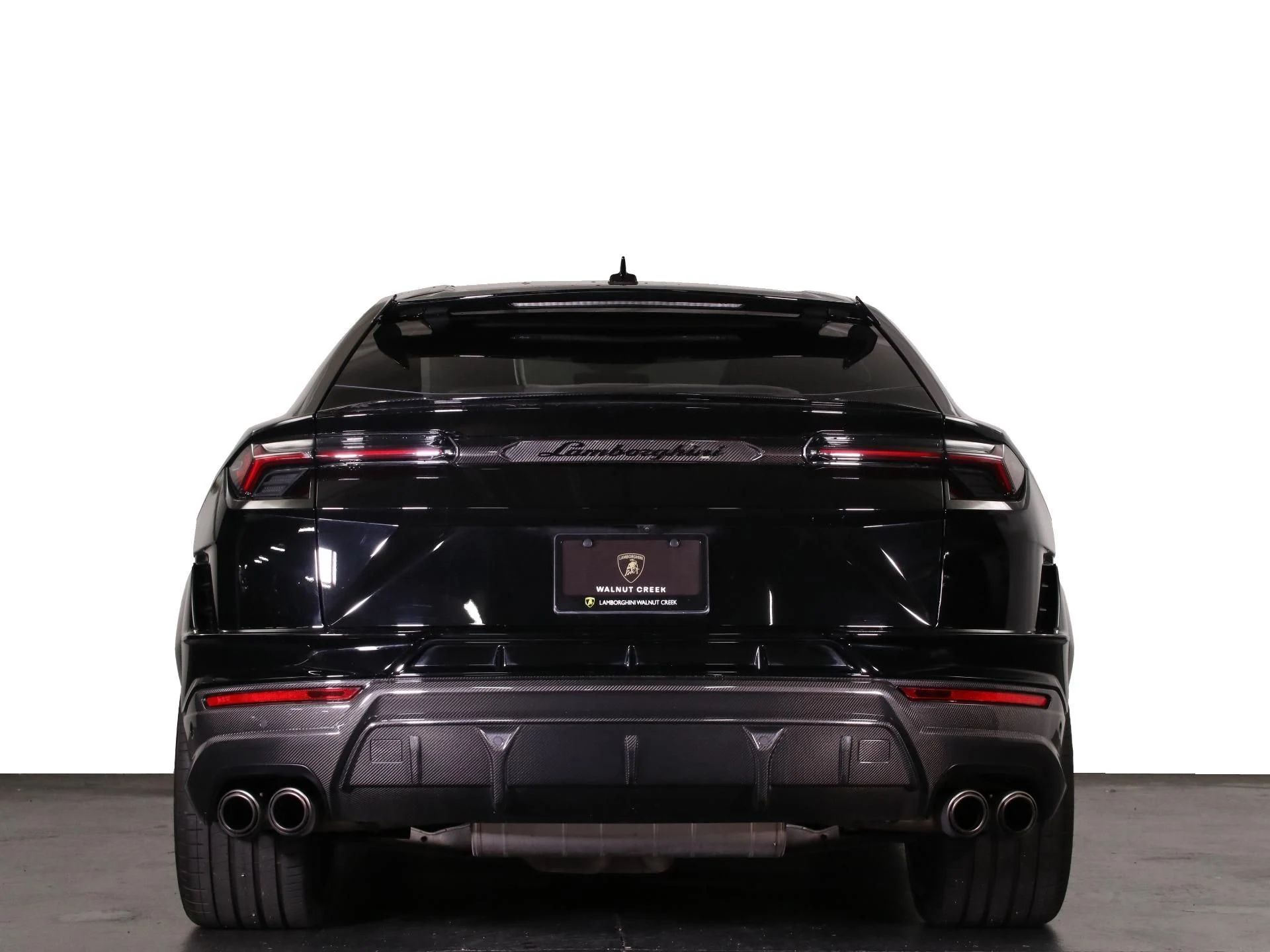 mph005_885346710_Used_2023_Lamborghini_Urus_Performante_1732871957_c6d0fe19bf
