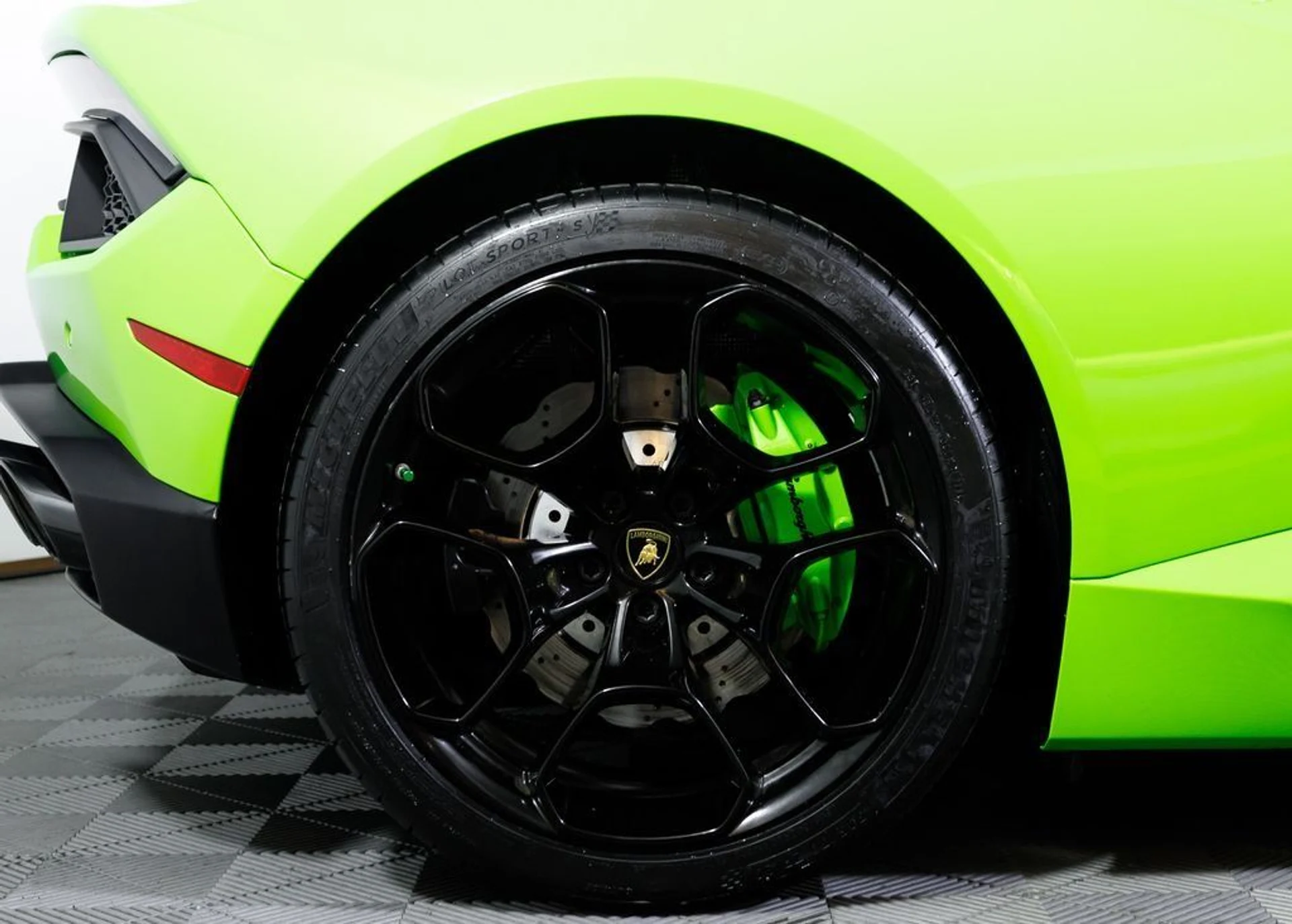 mph005_886705723_f66821e1e985a0ae8a3ff9e79ed912e1_8a22365d42