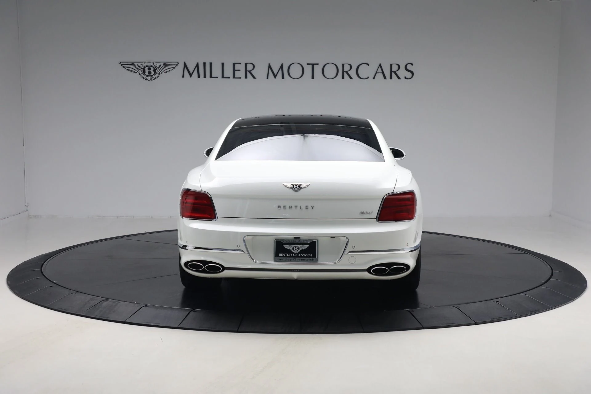 mph005_90021696_Used_2024_Bentley_Flying_Spur_Hybrid_449499dc17