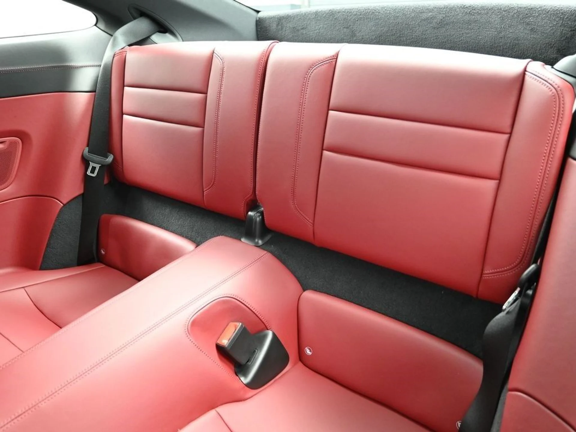 mph005_92003864_e00e27948e2f595576d6648c2d6821b5x_4723f07504