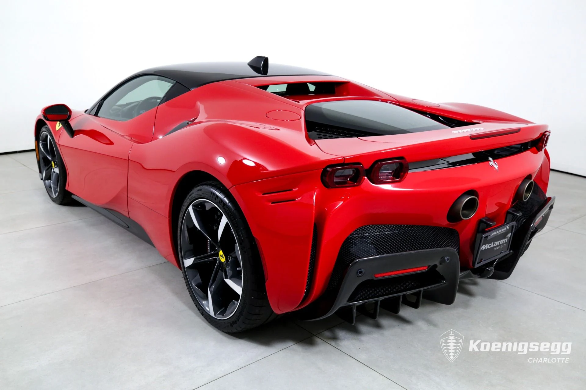 mph005_921407178_Used_2021_Ferrari_SF_90_Stradale_1746560721_b4e0ccaea1