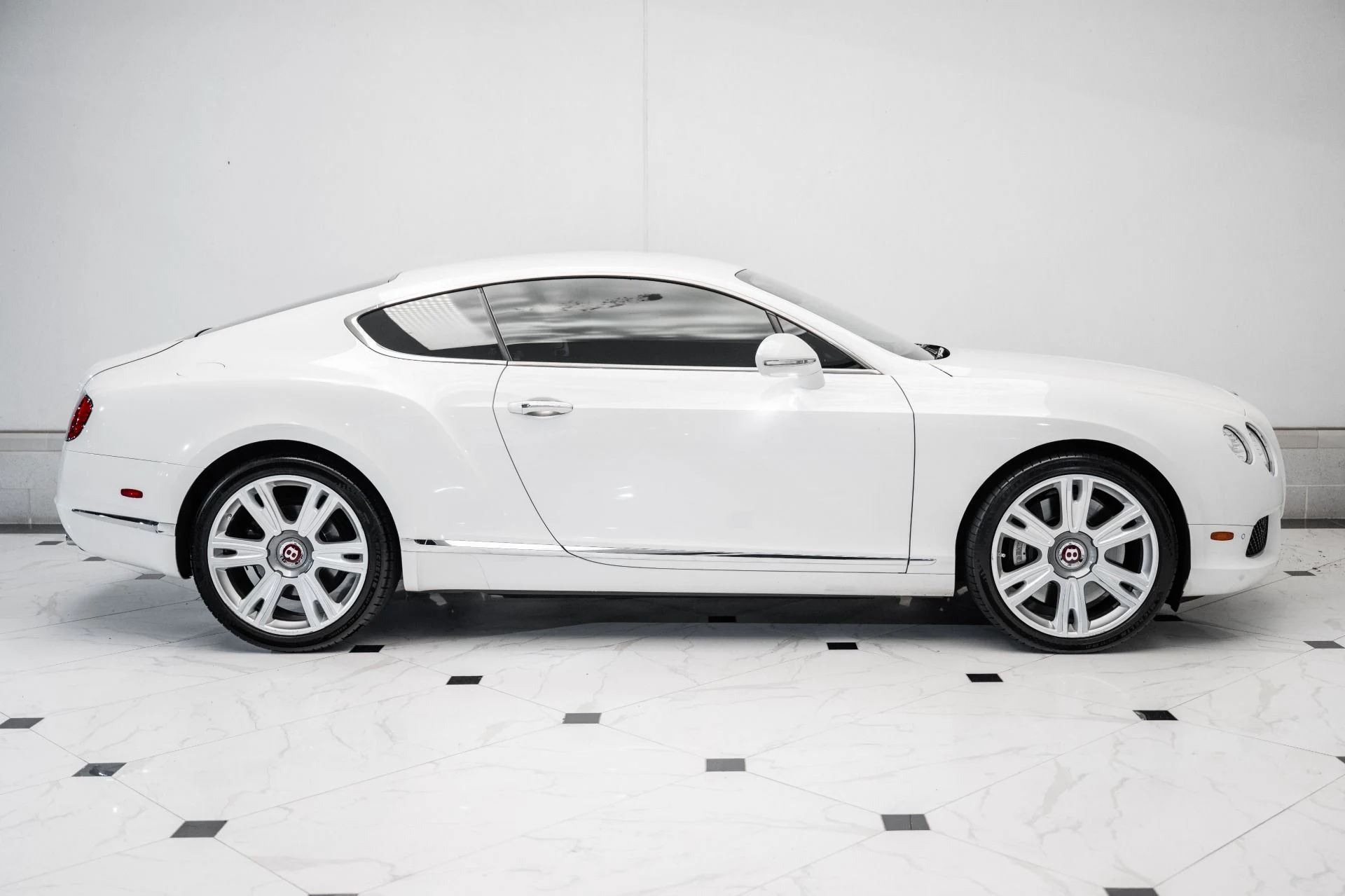 mph005_92506314_Used_2013_Bentley_Continental_GT_V8_1753371911_6e3cae54c0